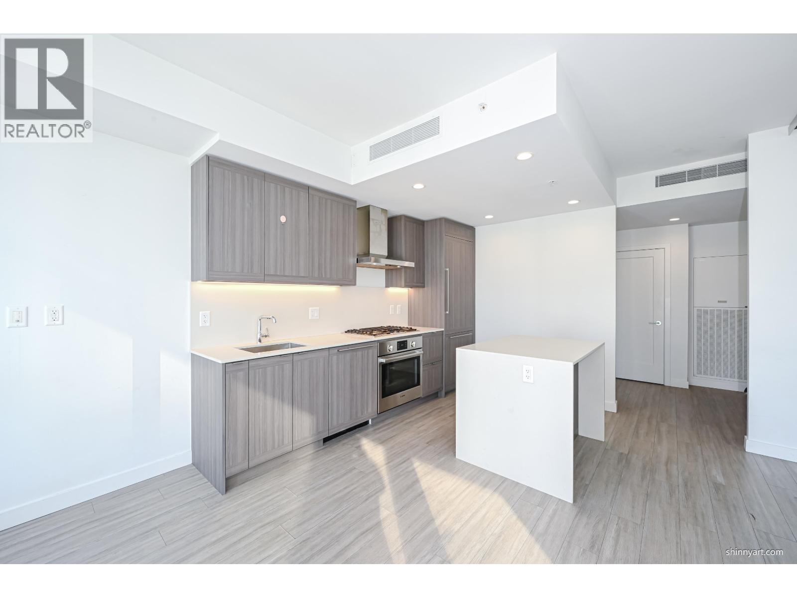 2307 2351 Beta Avenue Property Photo 18