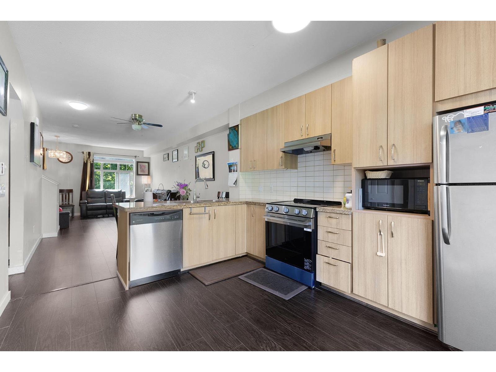 29 31125 Westridge Place Property Photo 4
