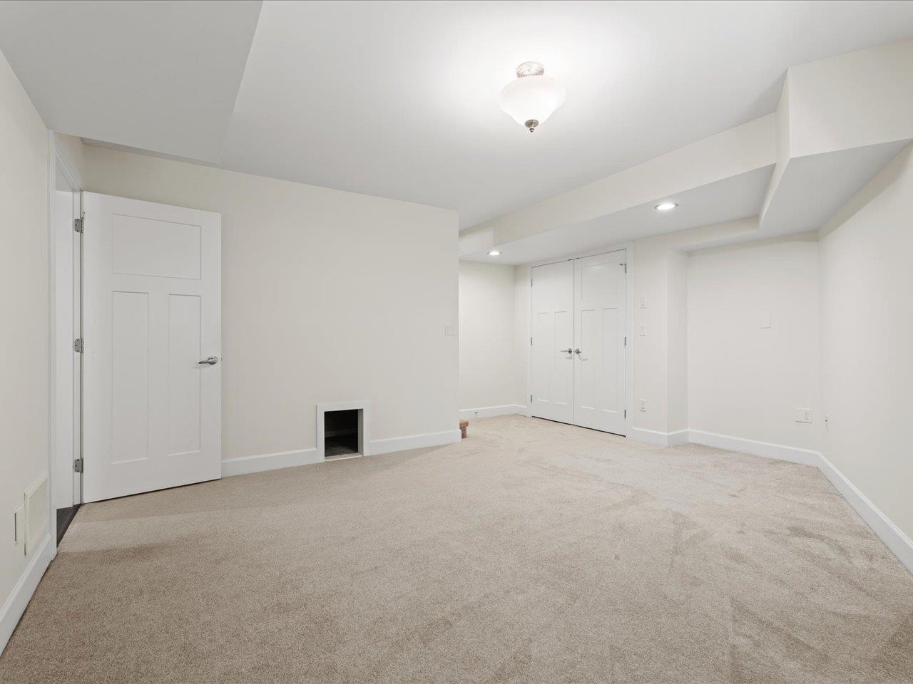 337 171a Street Property Photo 30