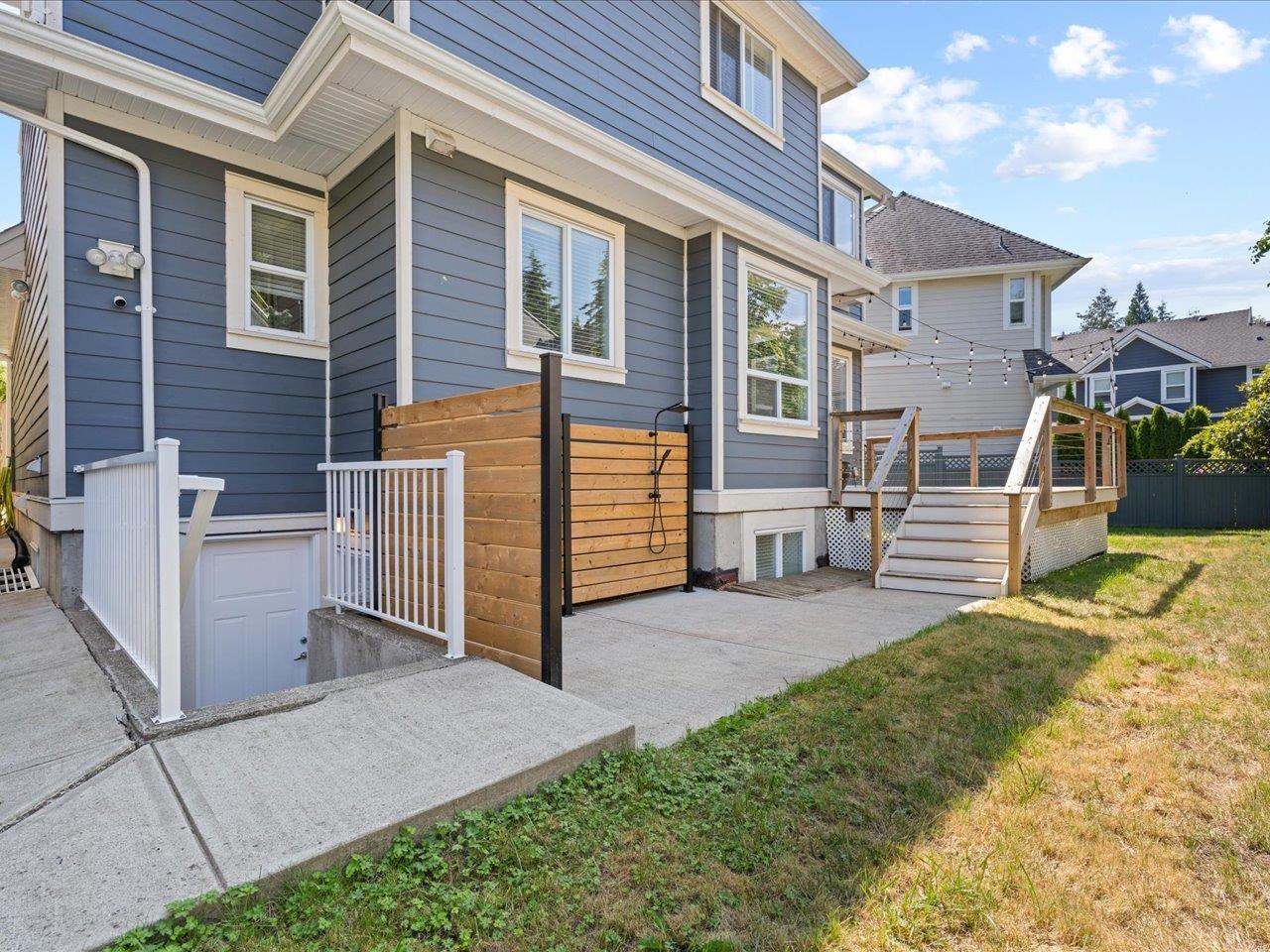 337 171a Street Property Photo 39