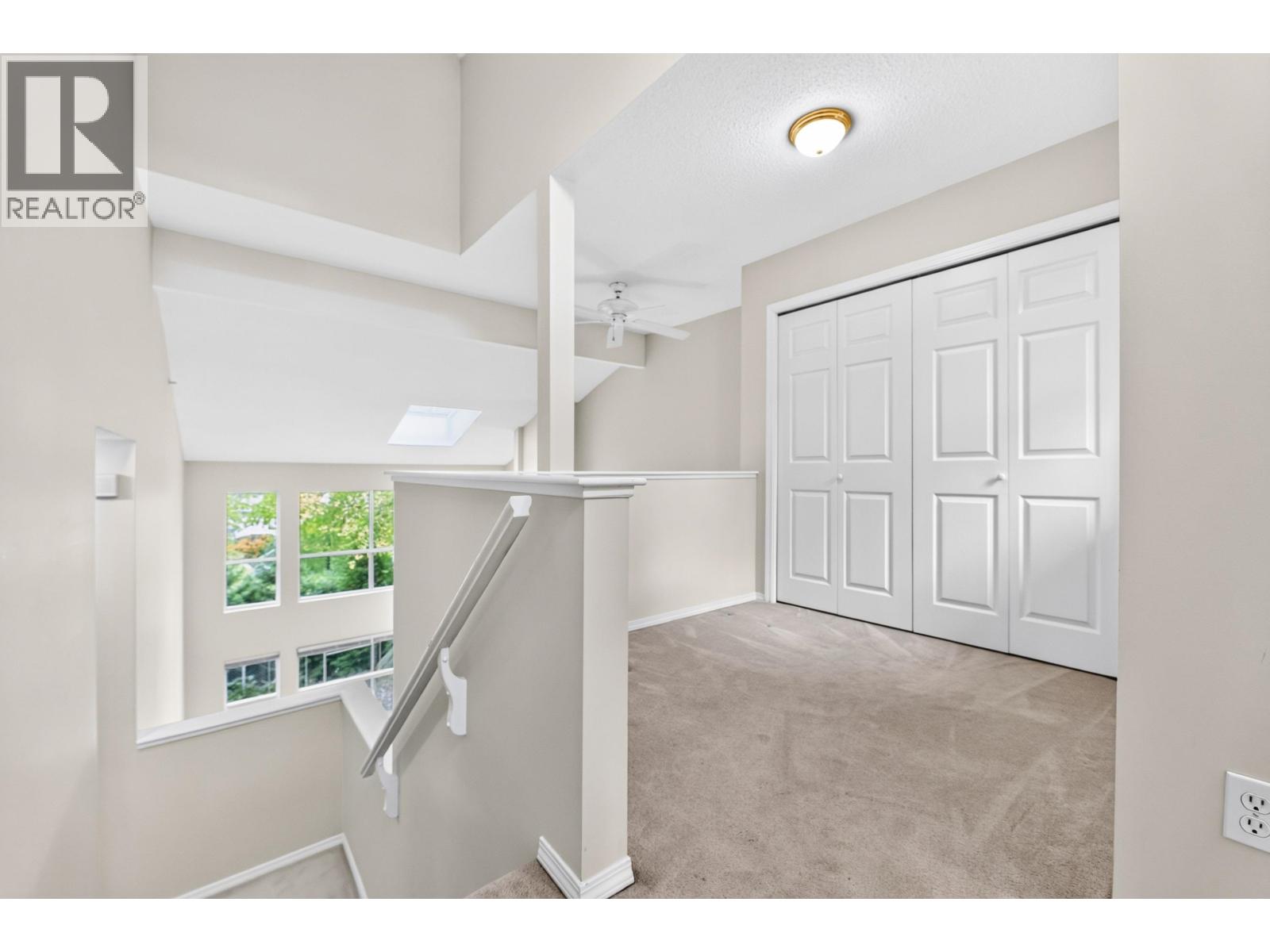 1171 O'flaherty Gate Property Photo 5
