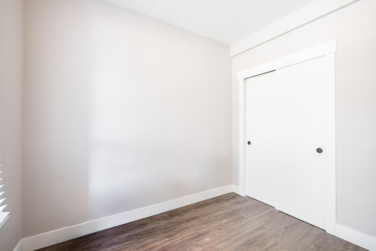 A114 20838 78b Avenue Property Photo 20