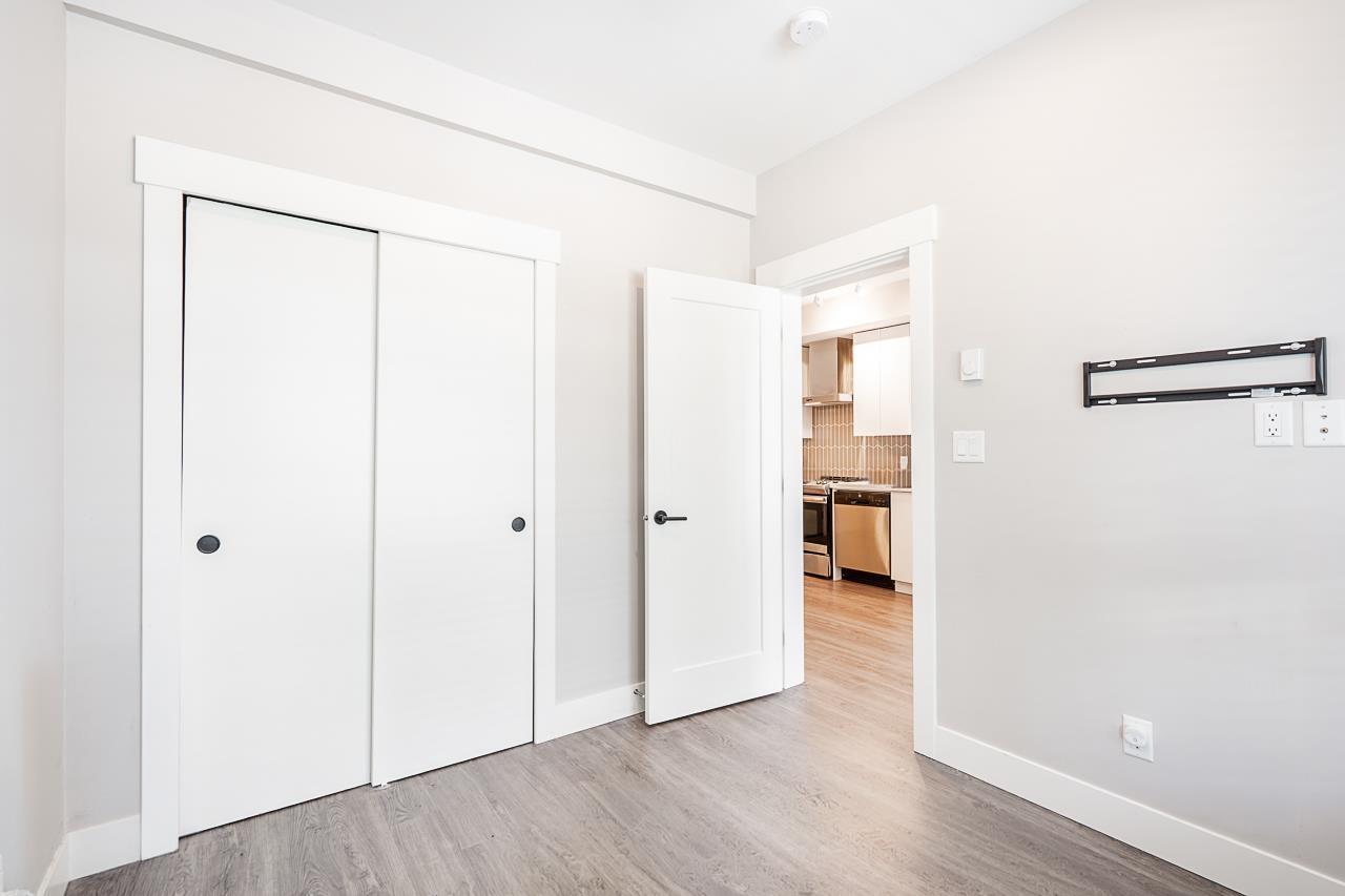 A114 20838 78b Avenue Property Photo 21