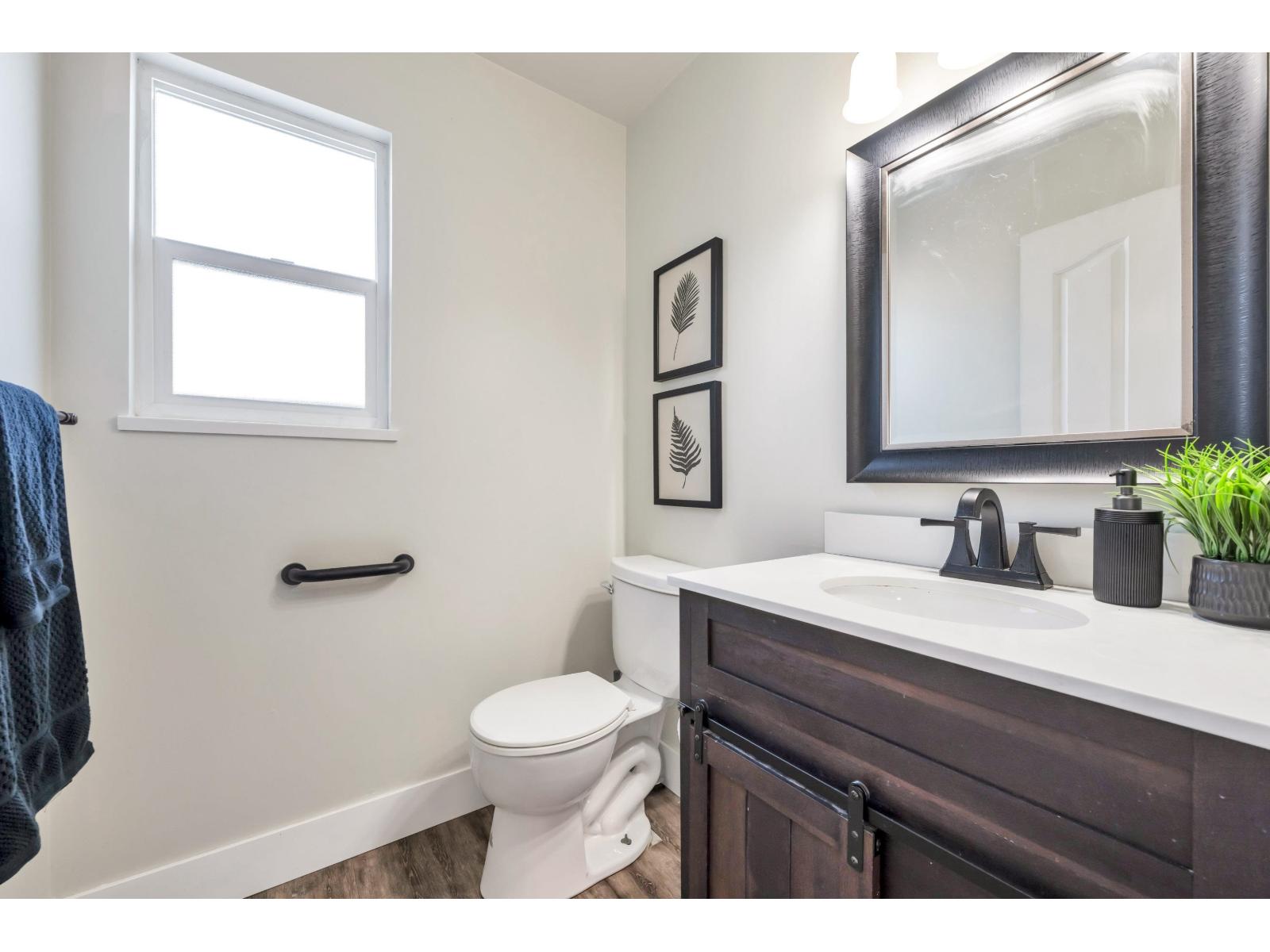 4881 216 Street Property Photo 18