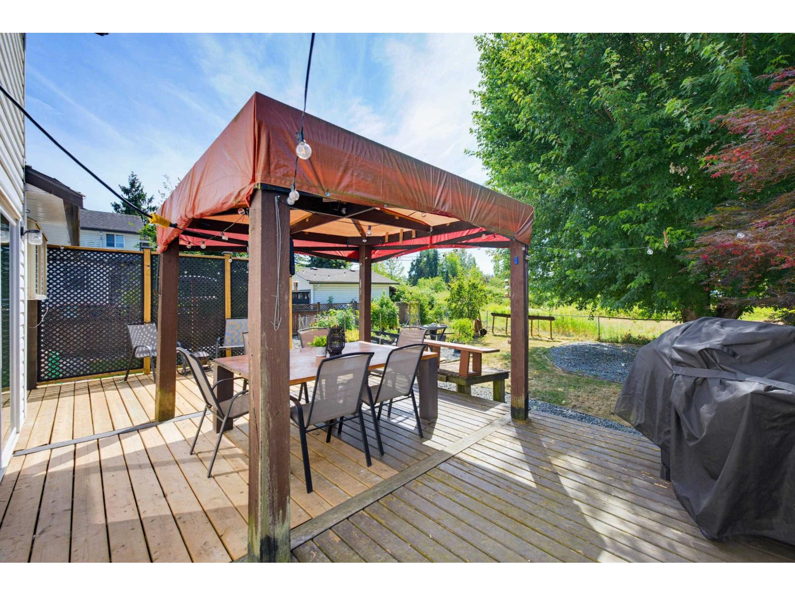 4881 216 Street Property Photo 27