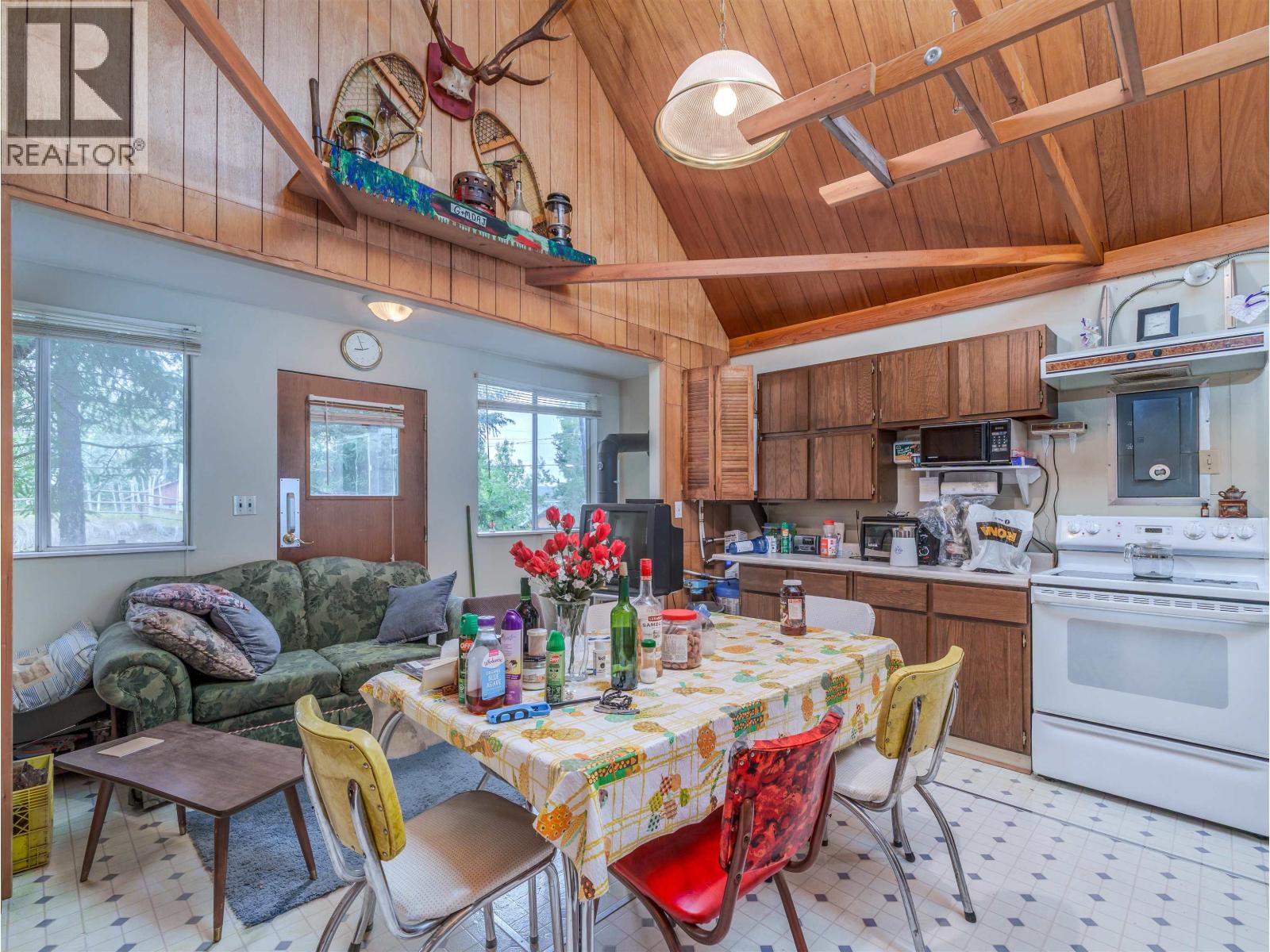 920 S Green Lake Road Property Photo 4