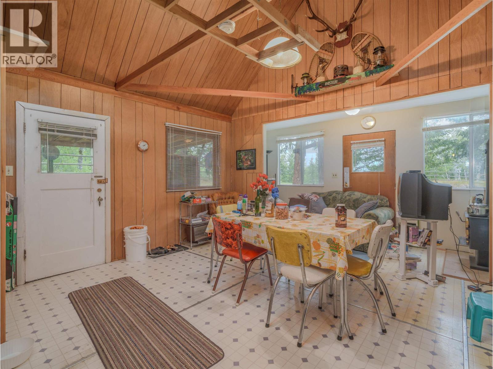 920 S Green Lake Road Property Photo 13