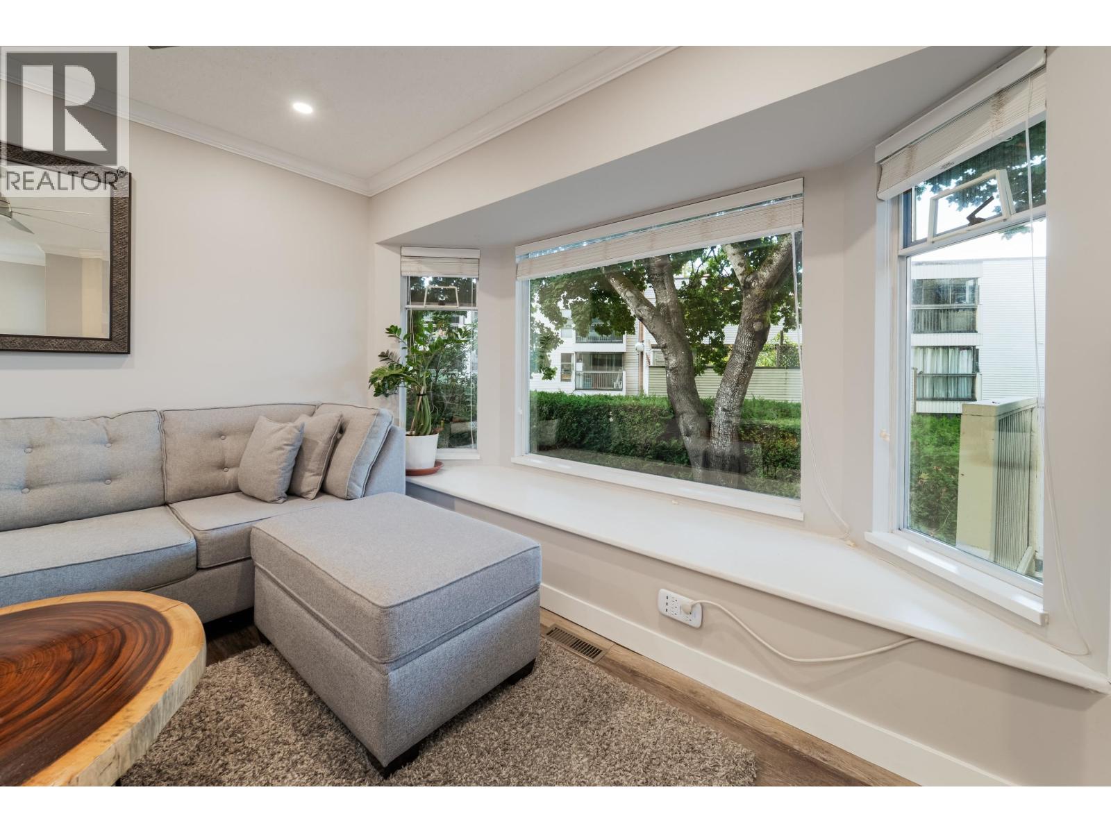 12 5740 Garrison Road Property Photo 10