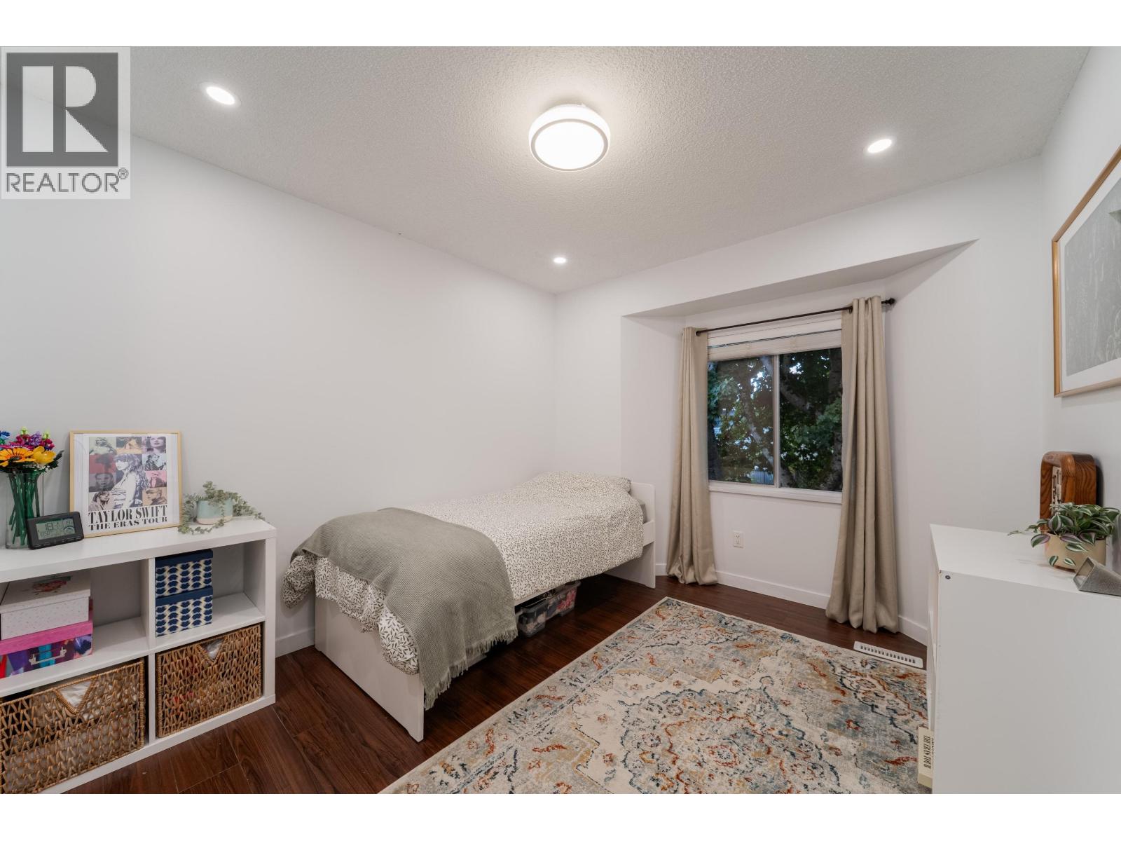 12 5740 Garrison Road Property Photo 17