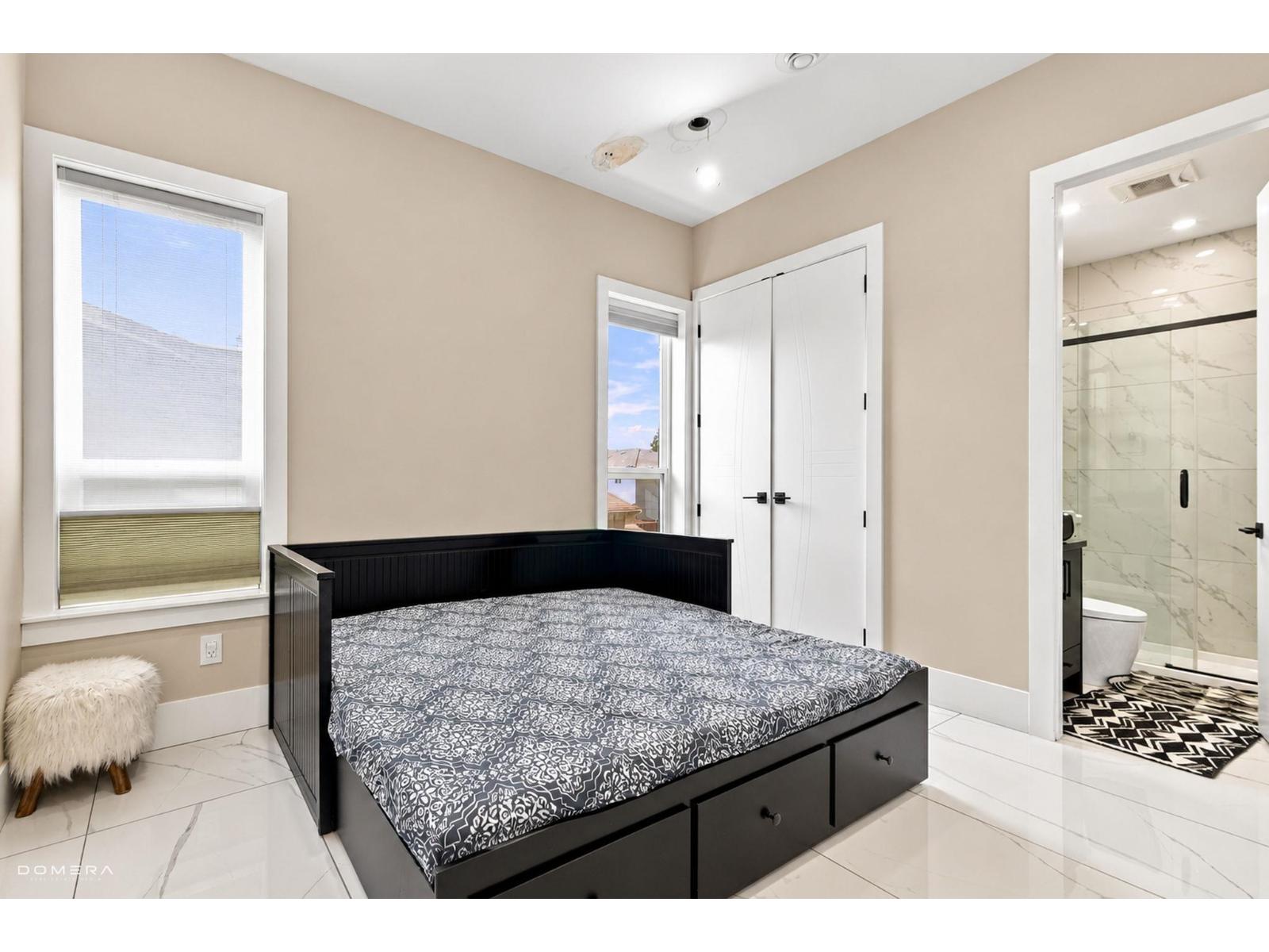 11427 85a Avenue Property Photo 7