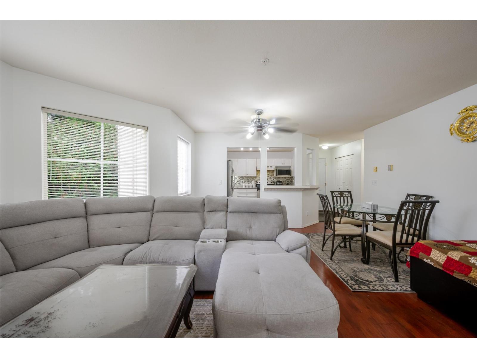 302 2435 Center Street Property Photo 8