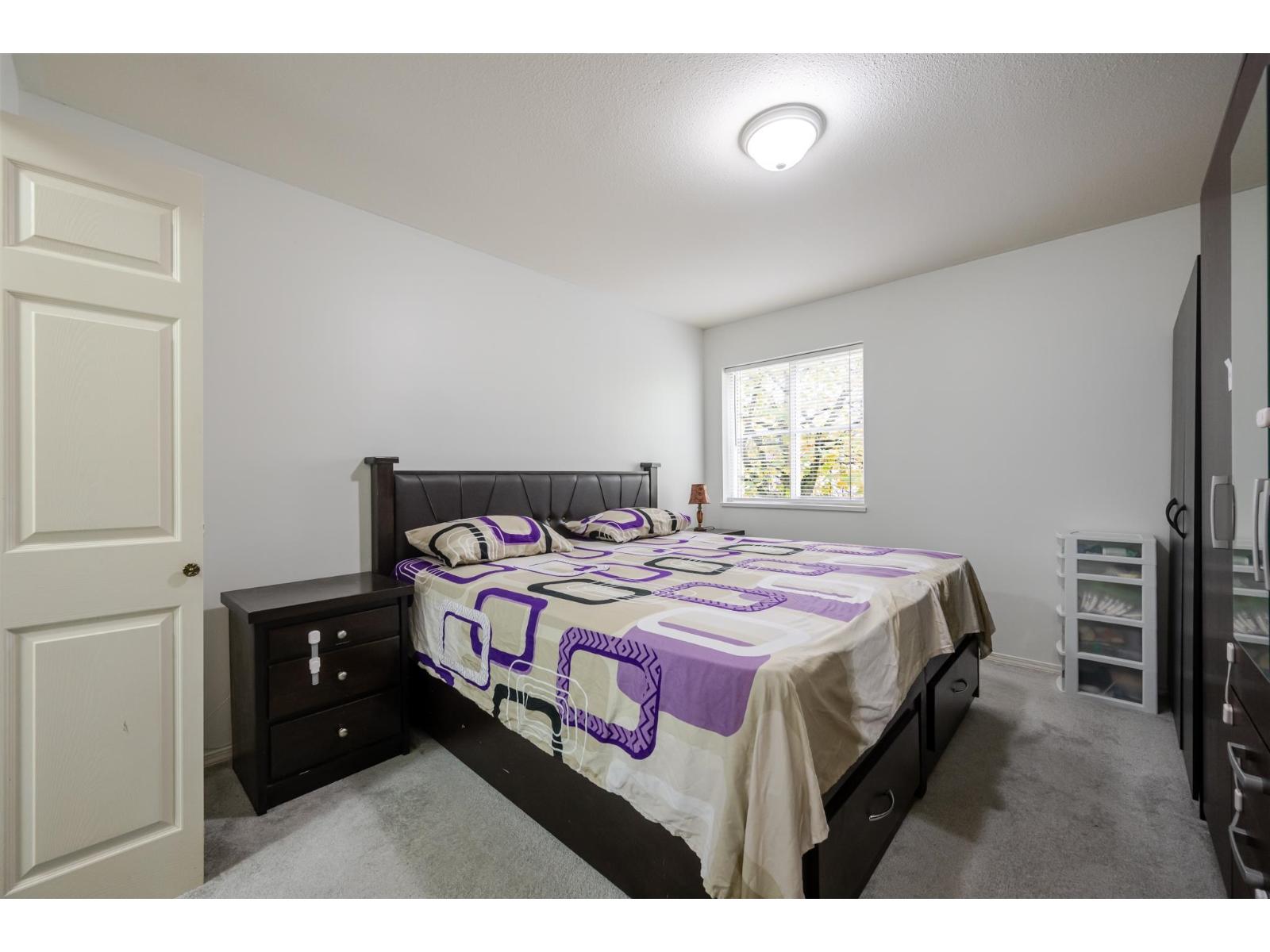 302 2435 Center Street Property Photo 20