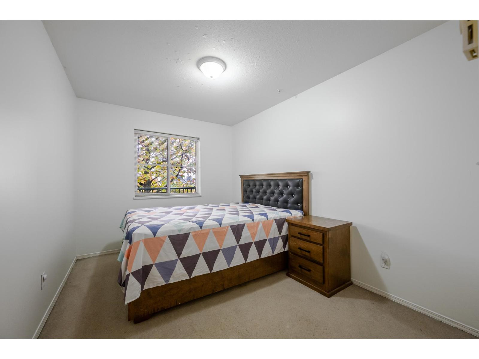 302 2435 Center Street Property Photo 25