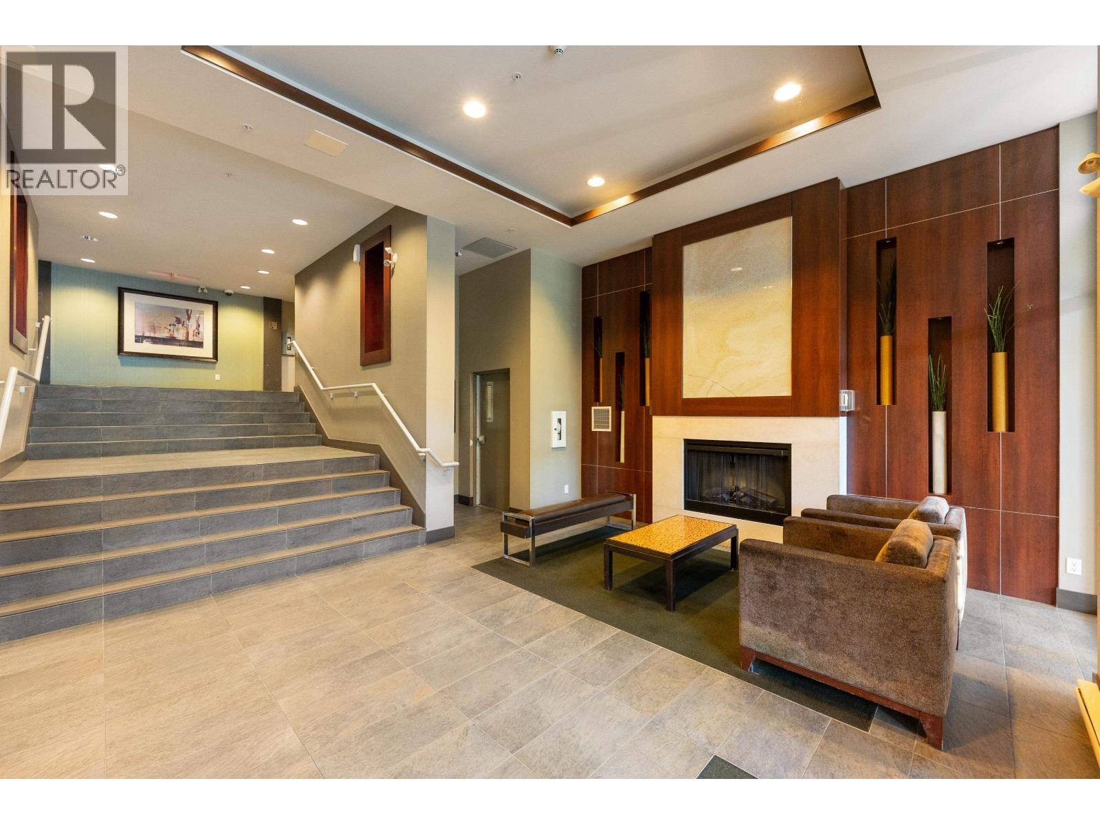 317 9373 Hemlock Drive Property Photo 3