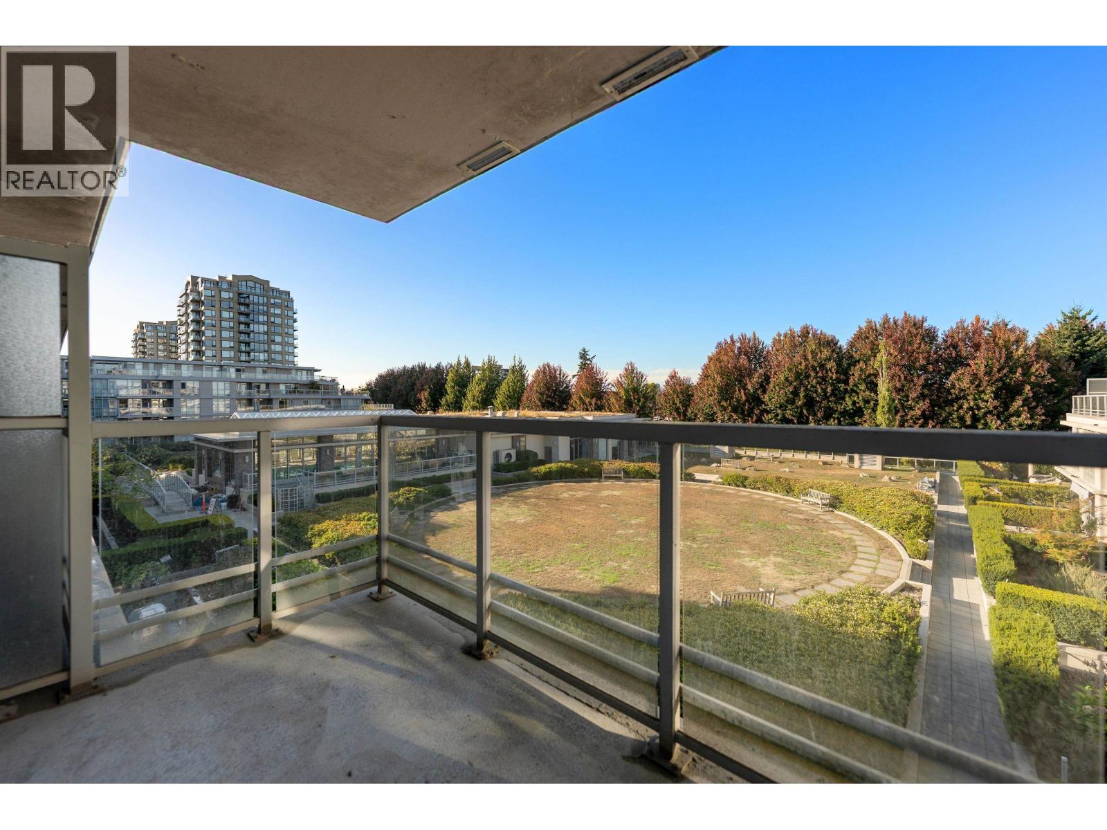 317 9373 Hemlock Drive Property Photo 12