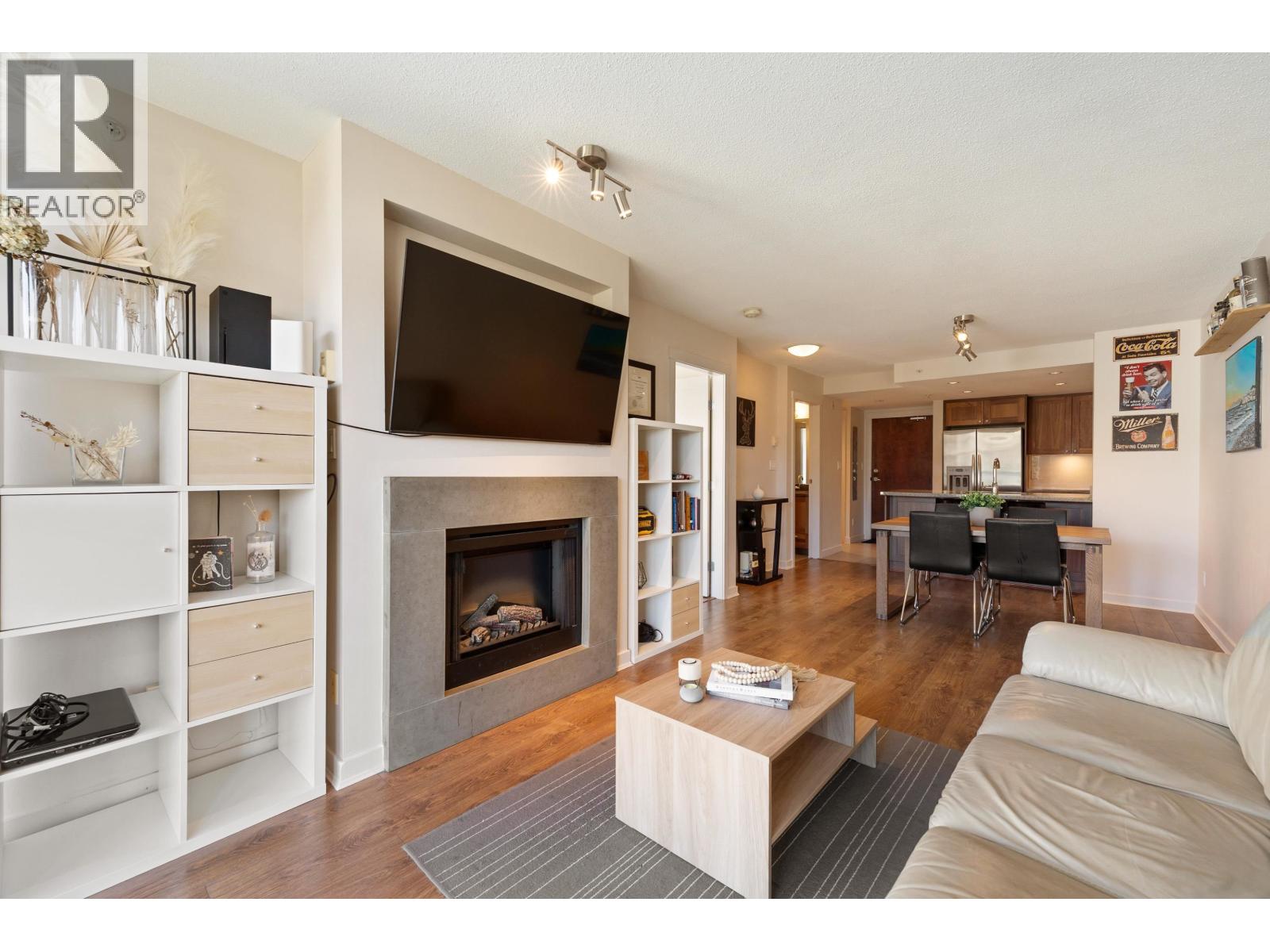 317 9373 Hemlock Drive Property Photo 14
