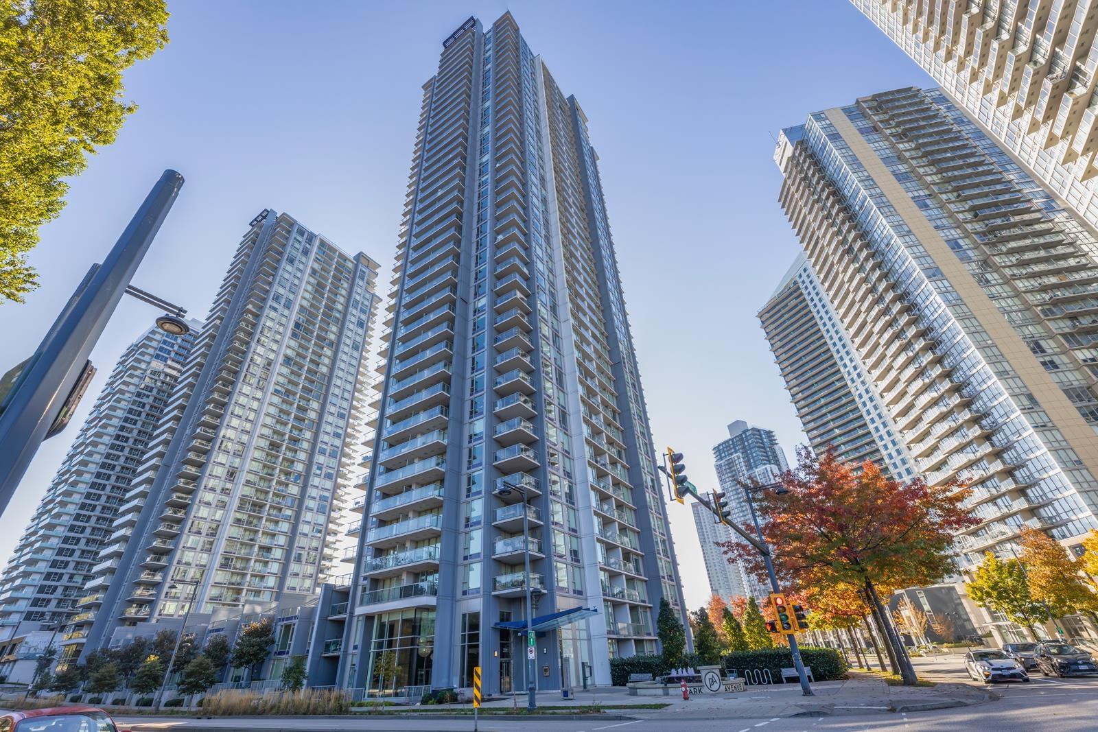 1809 13696 100 Avenue Property Photo 1