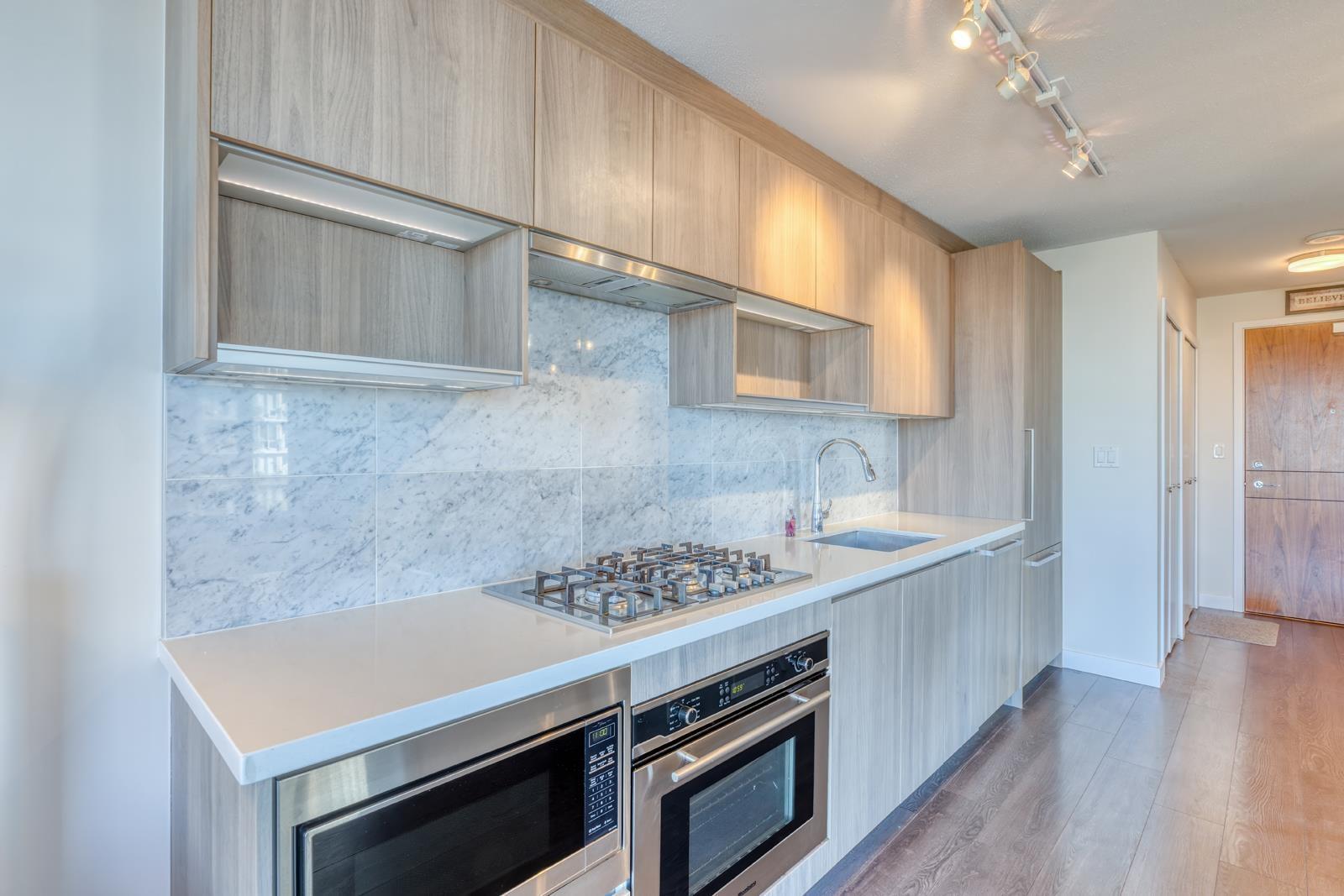 1809 13696 100 Avenue Property Photo 6