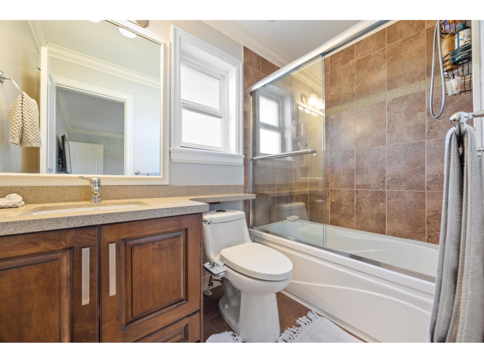 17433 1 Avenue Property Photo 11