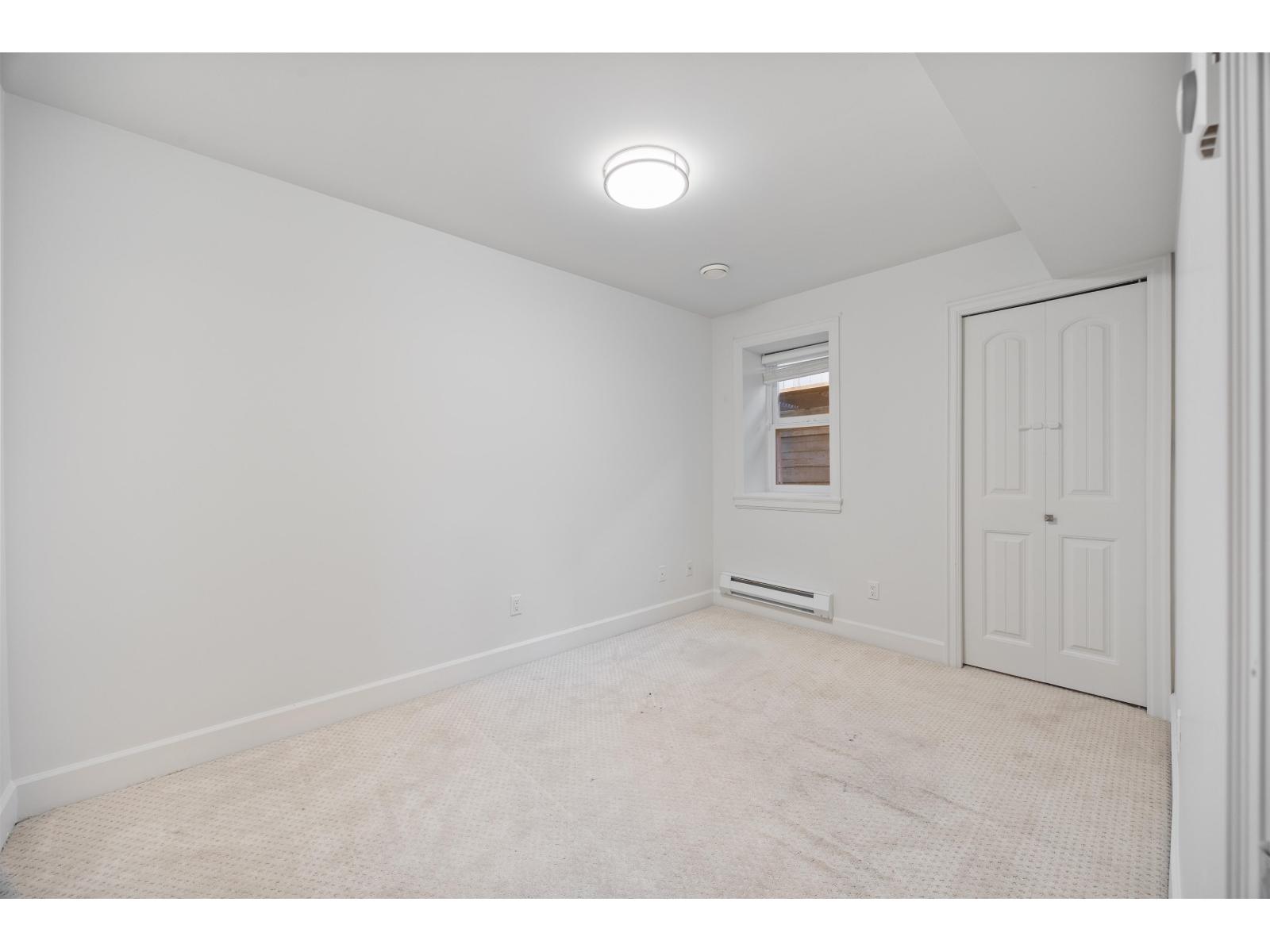 17433 1 Avenue Property Photo 15