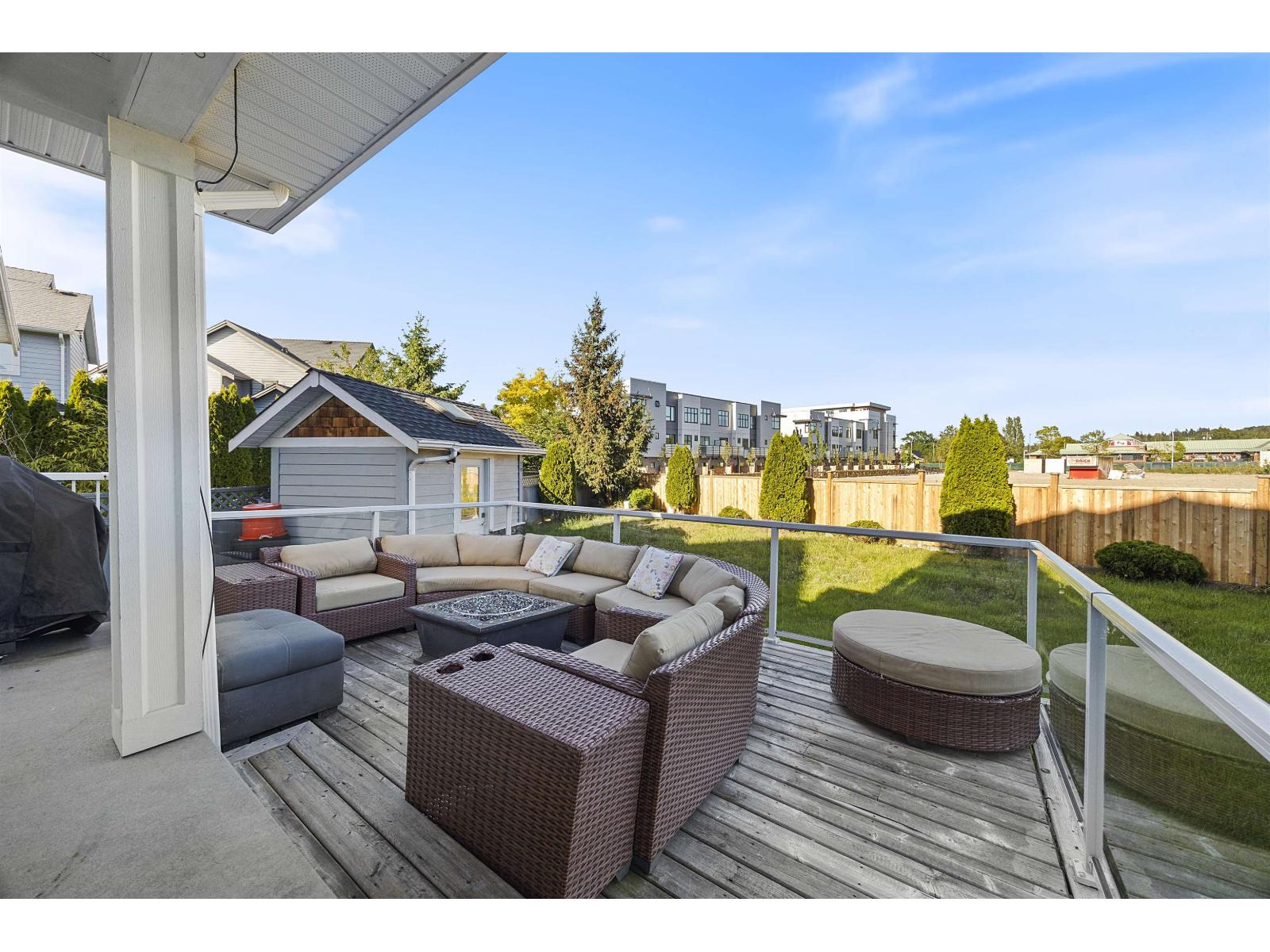 17433 1 Avenue Property Photo 18