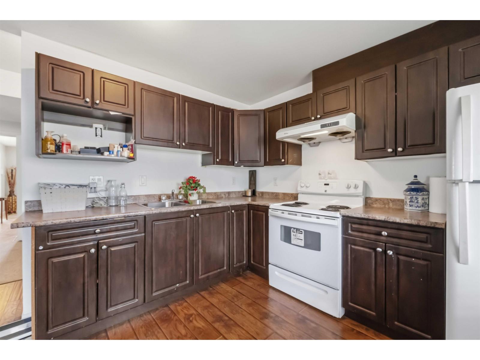3588 Crestview Avenue Property Photo 10
