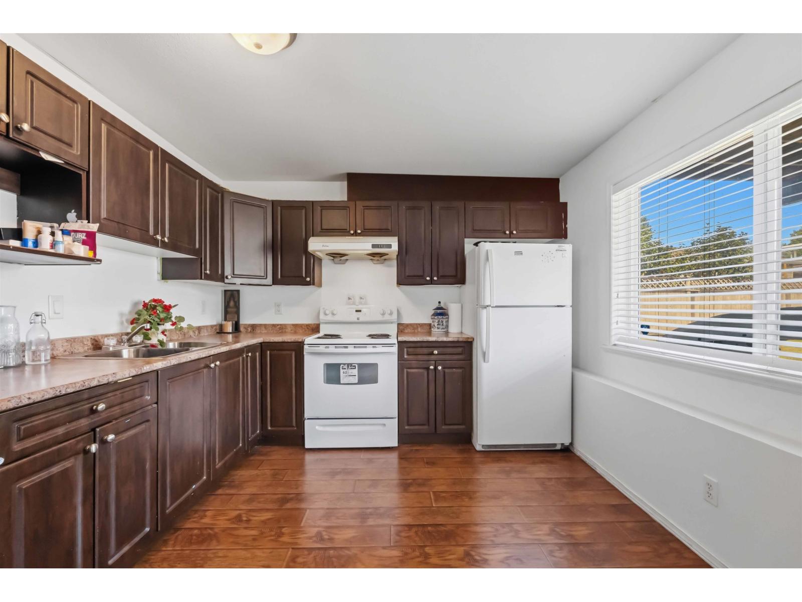 3588 Crestview Avenue Property Photo 11