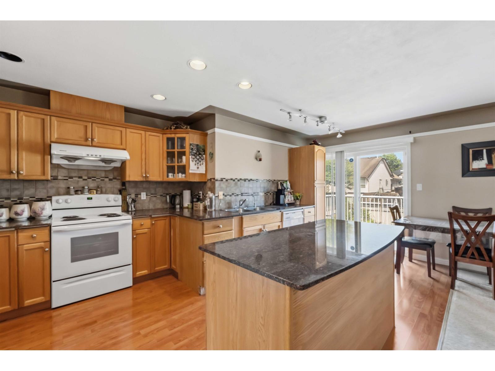 3588 Crestview Avenue Property Photo 23