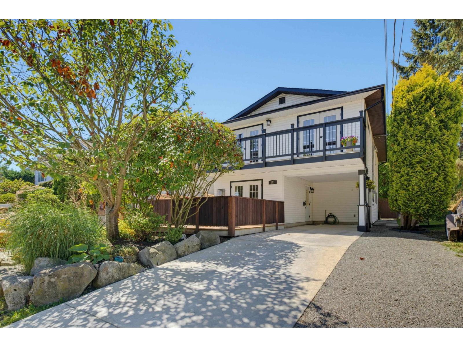 871 Kent Street Property Photo 3
