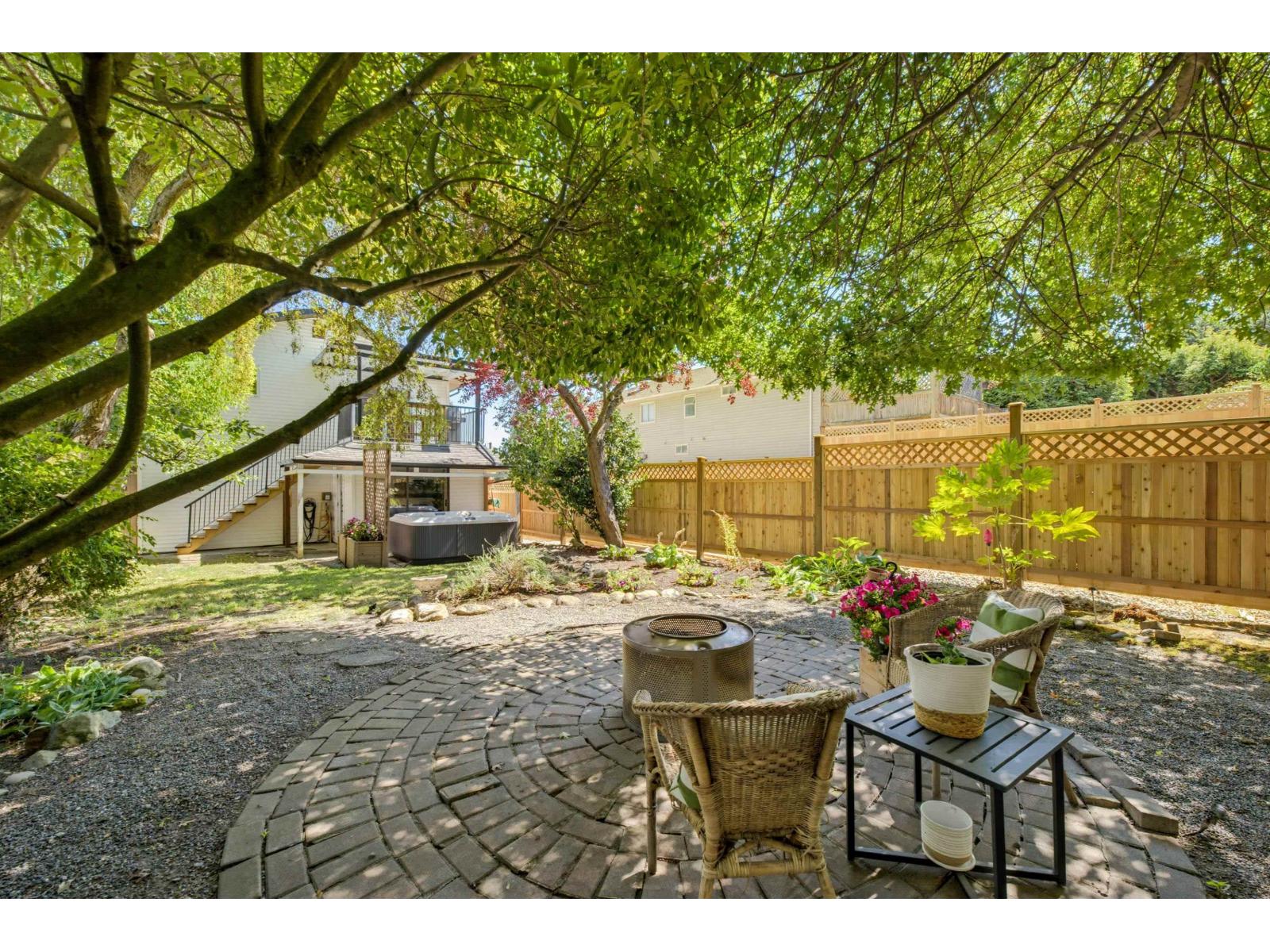 871 Kent Street Property Photo 33