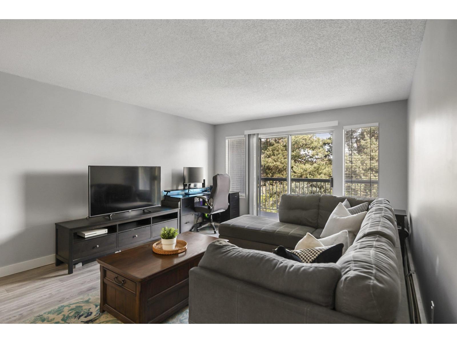 312 5700 200 Street Property Photo 14