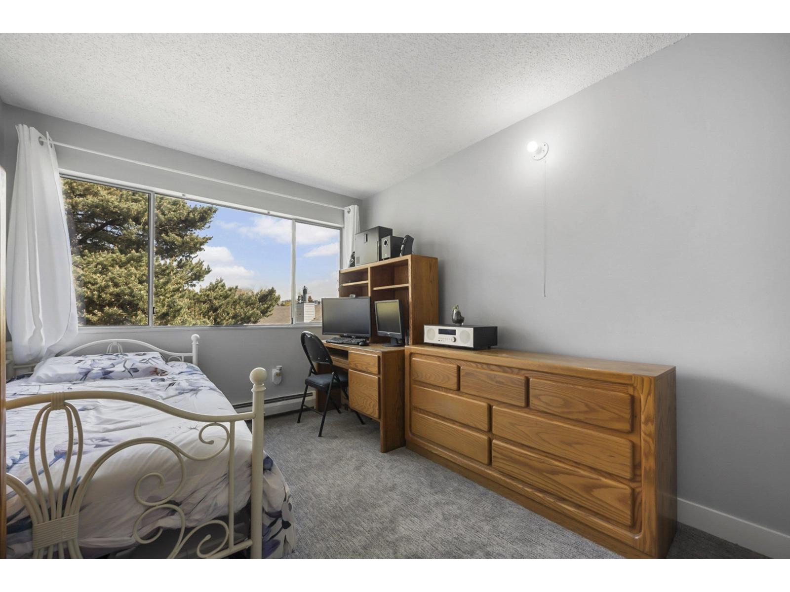312 5700 200 Street Property Photo 23