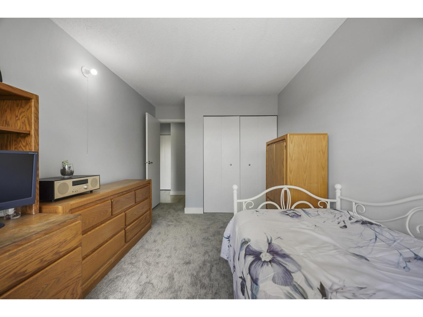 312 5700 200 Street Property Photo 24