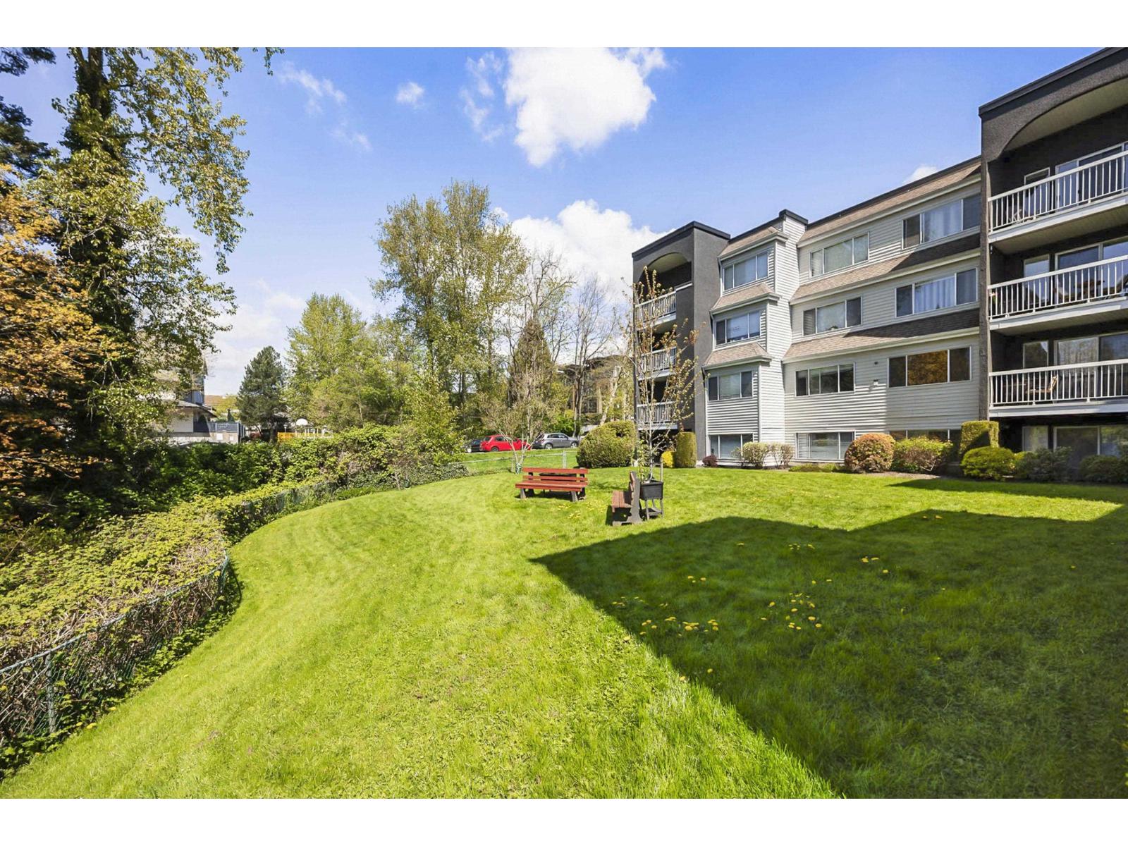 312 5700 200 Street Property Photo 27