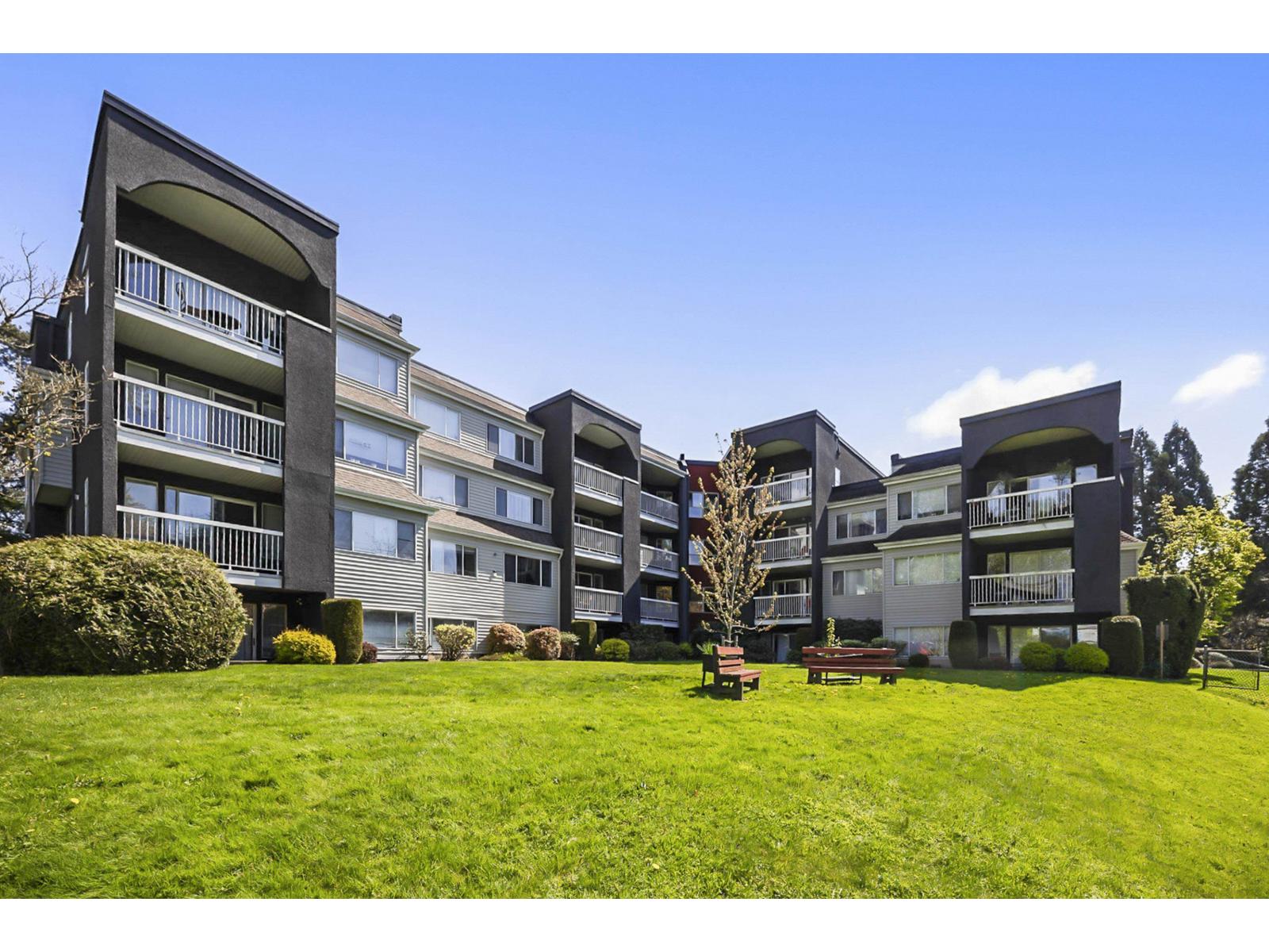 312 5700 200 Street Property Photo 29