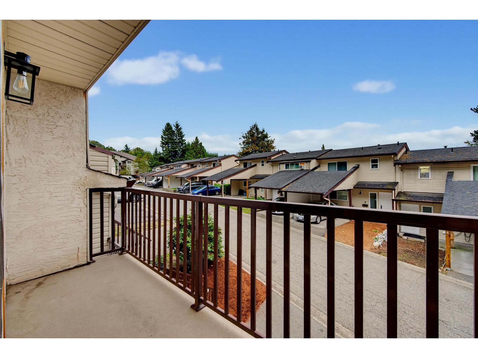 9 32705 Fraser Crescent Property Photo 23