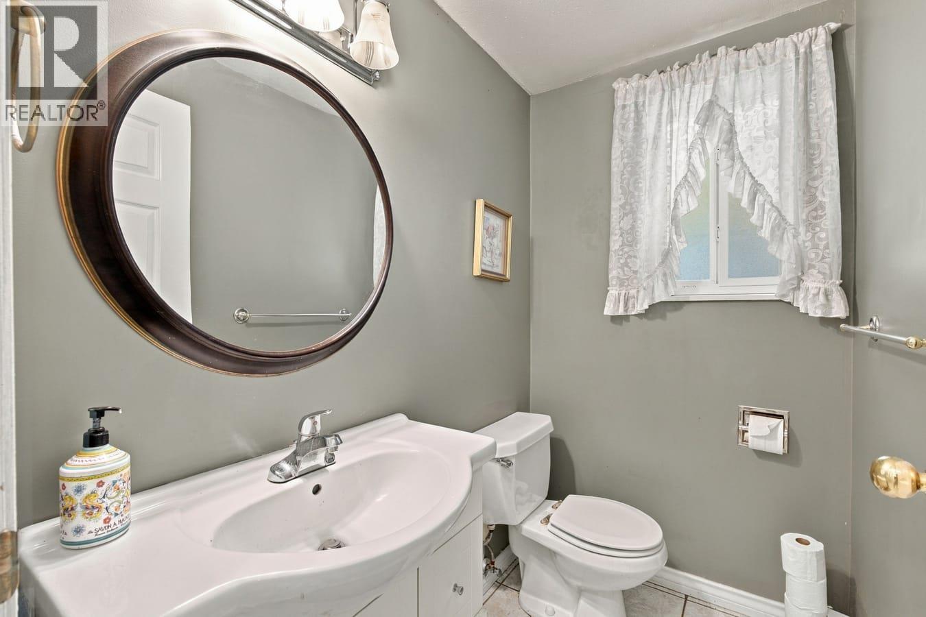1815 Brown Street Property Photo 9