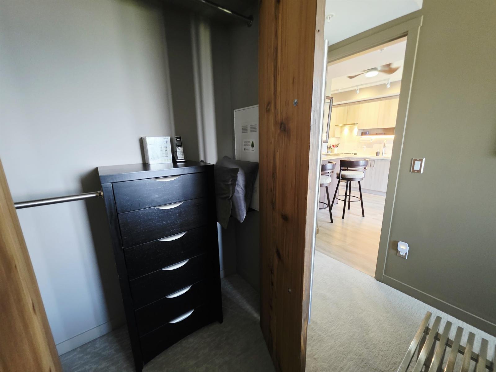 2404 13350 Central Avenue Property Photo 15