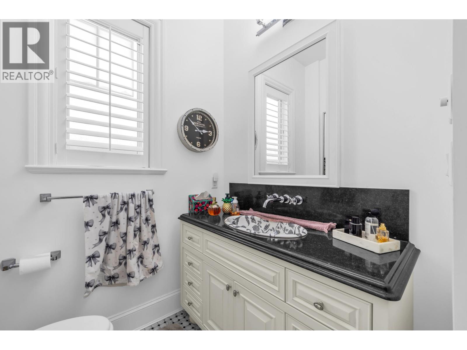 2875 Trimble Street Property Photo 11