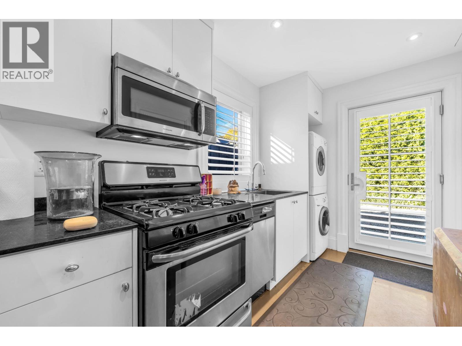 2875 Trimble Street Property Photo 35