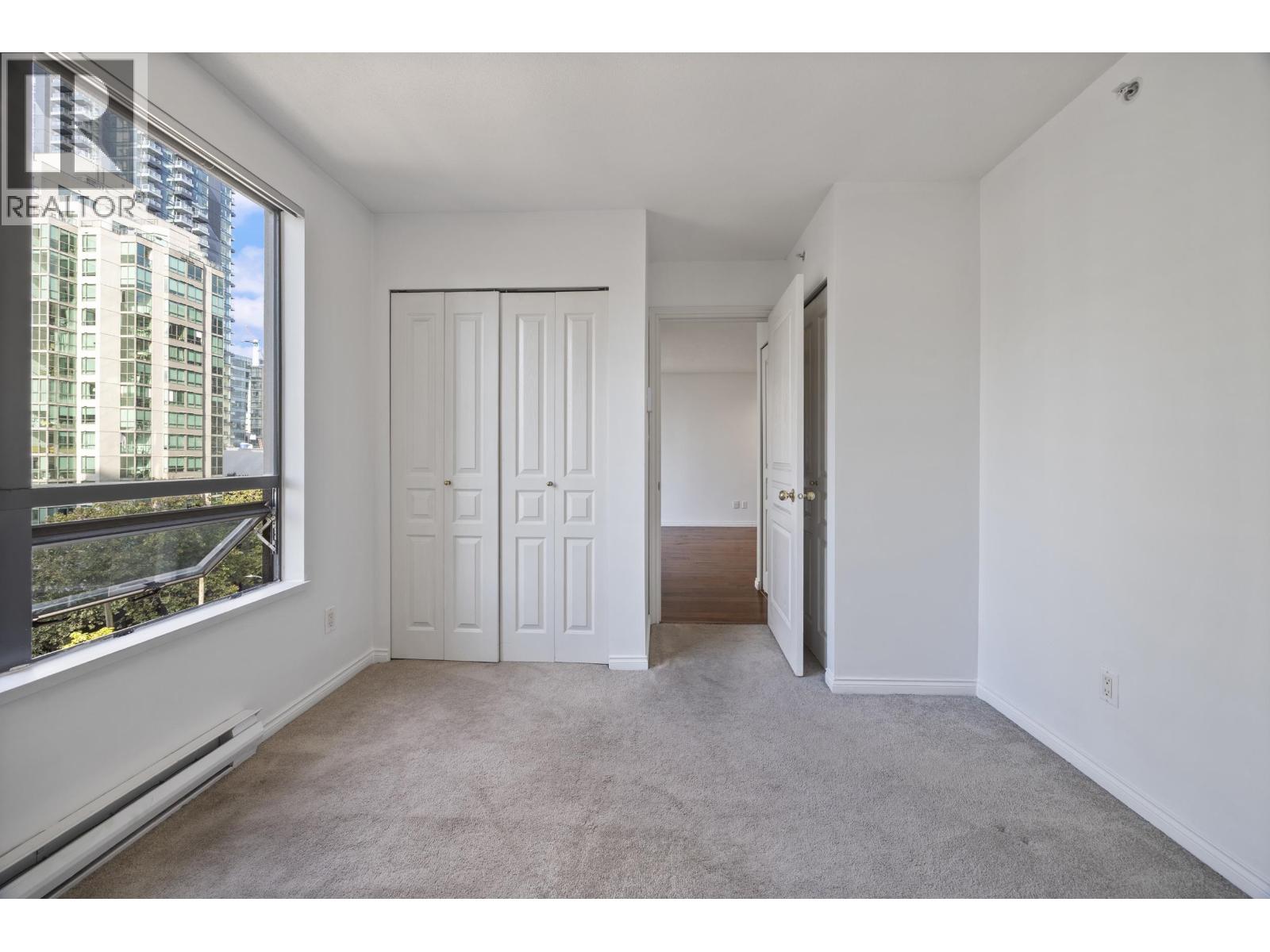 907 1189 Howe Street Property Photo 21