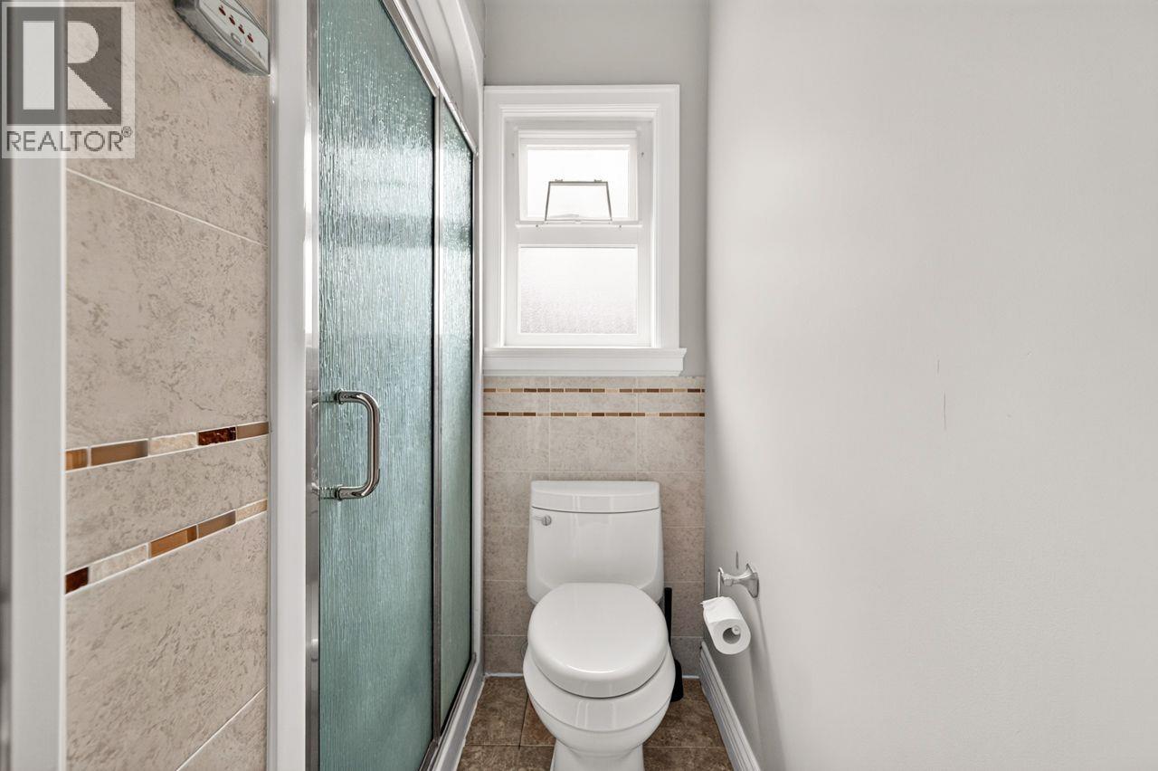 11268 Williams Road Property Photo 16