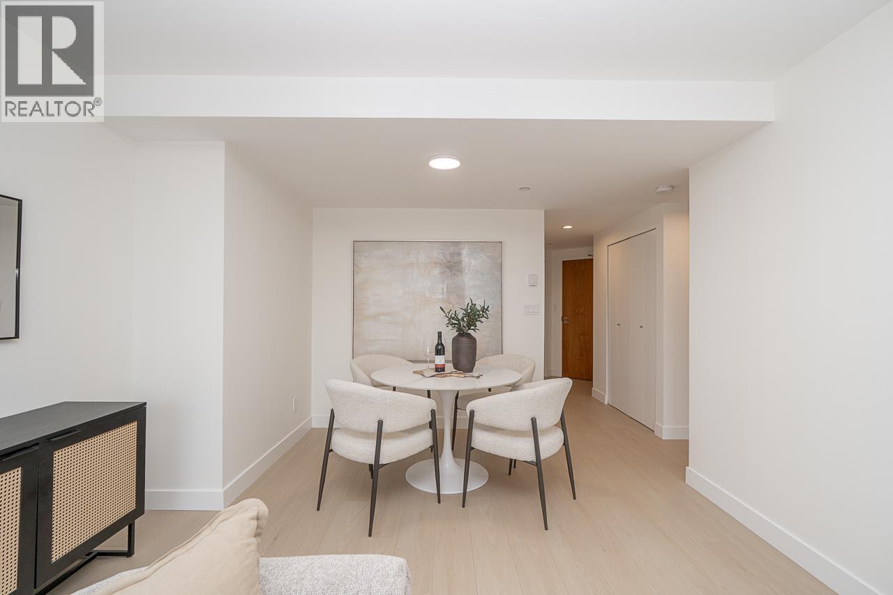 1602 1323 Homer Street Property Photo 3