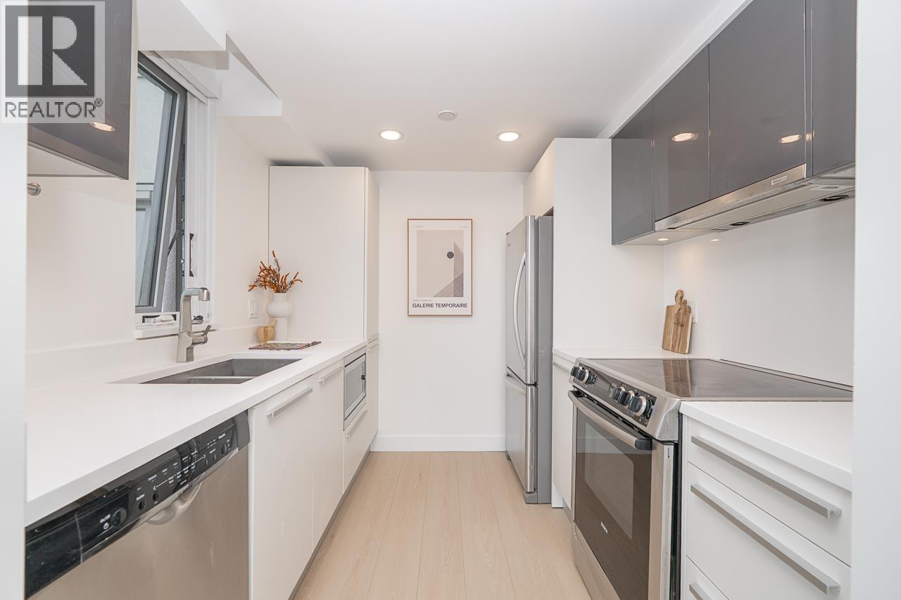 1602 1323 Homer Street Property Photo 11