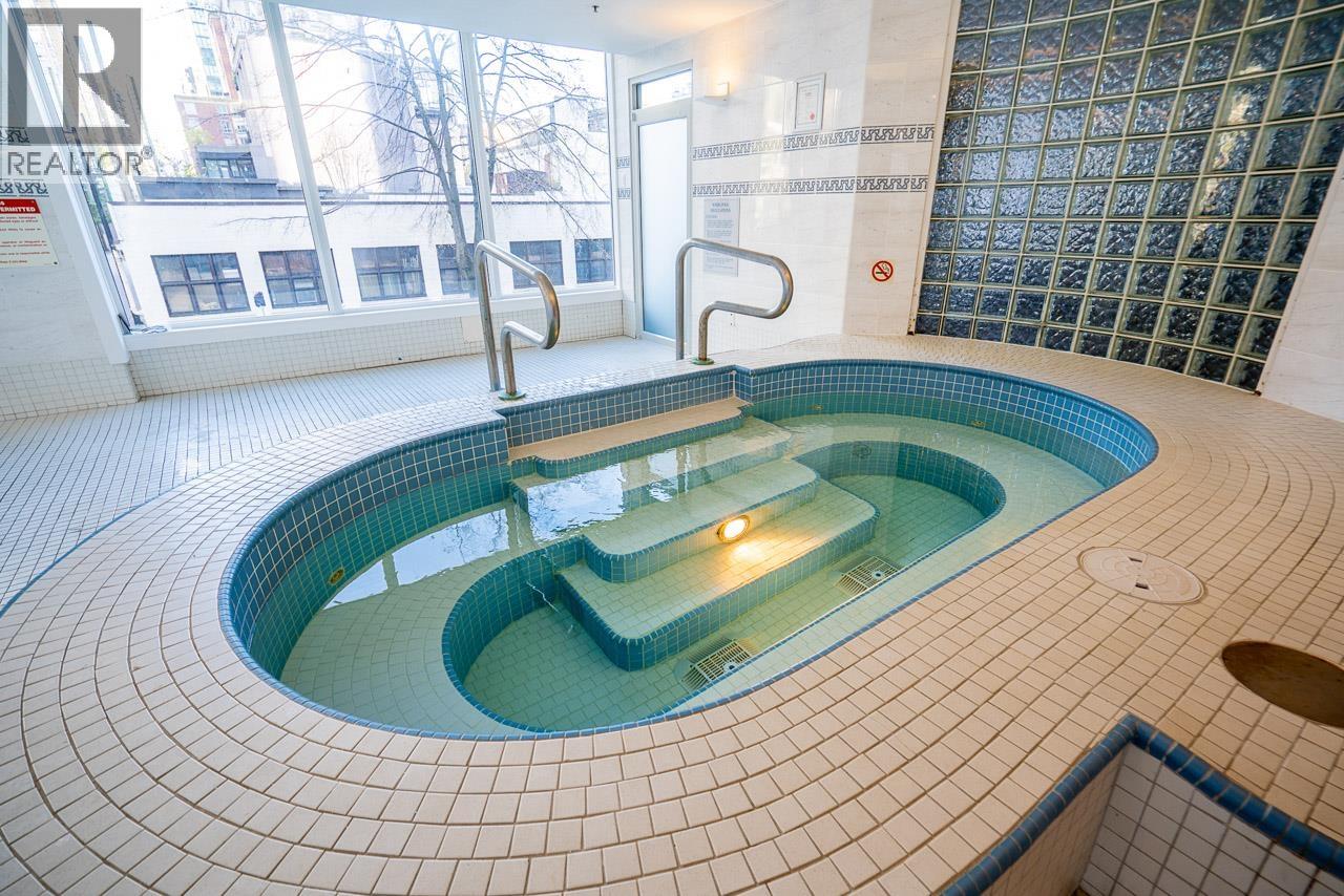 1602 1323 Homer Street Property Photo 24