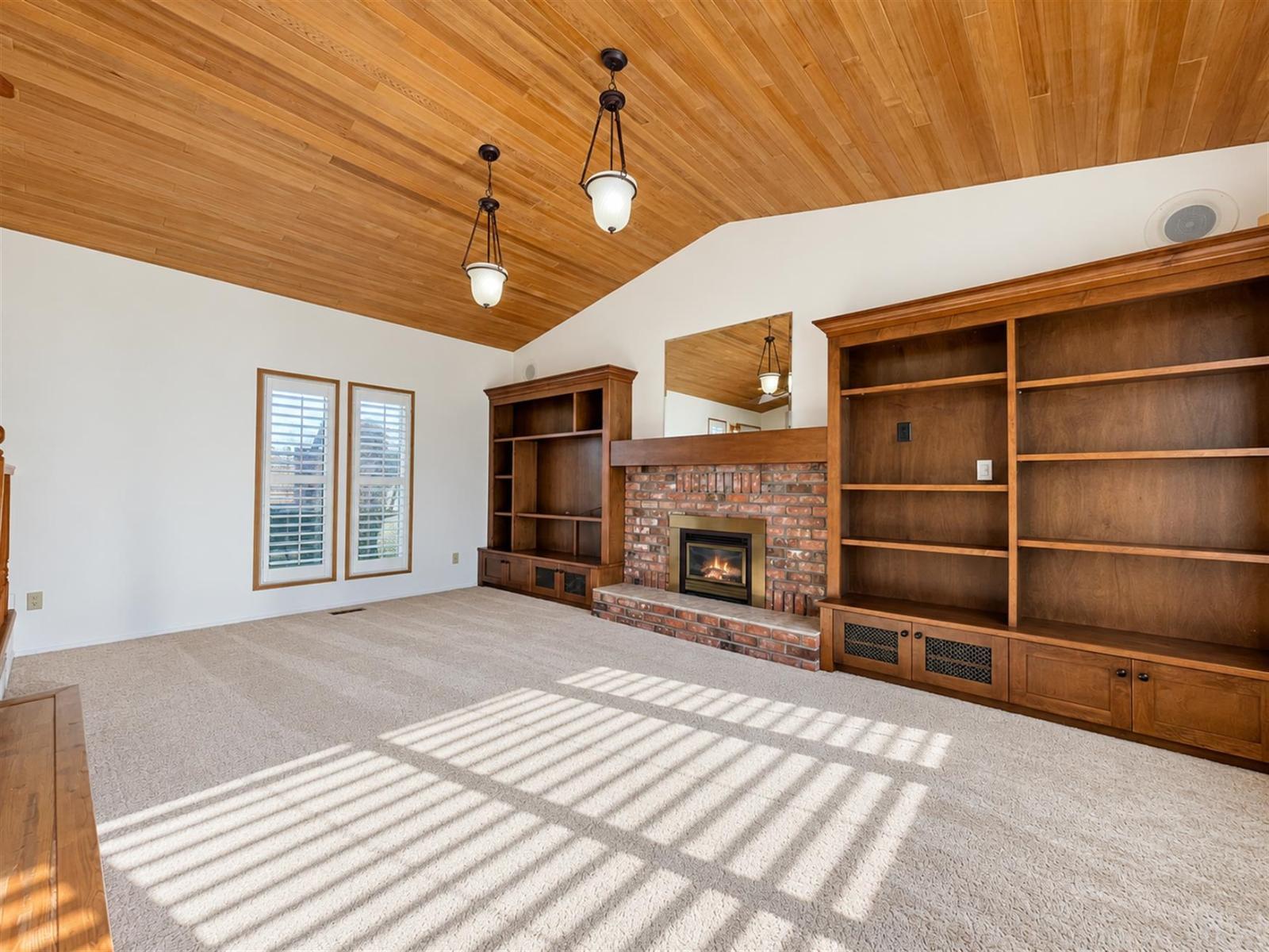 33522 Blueberry Drive Property Photo 6