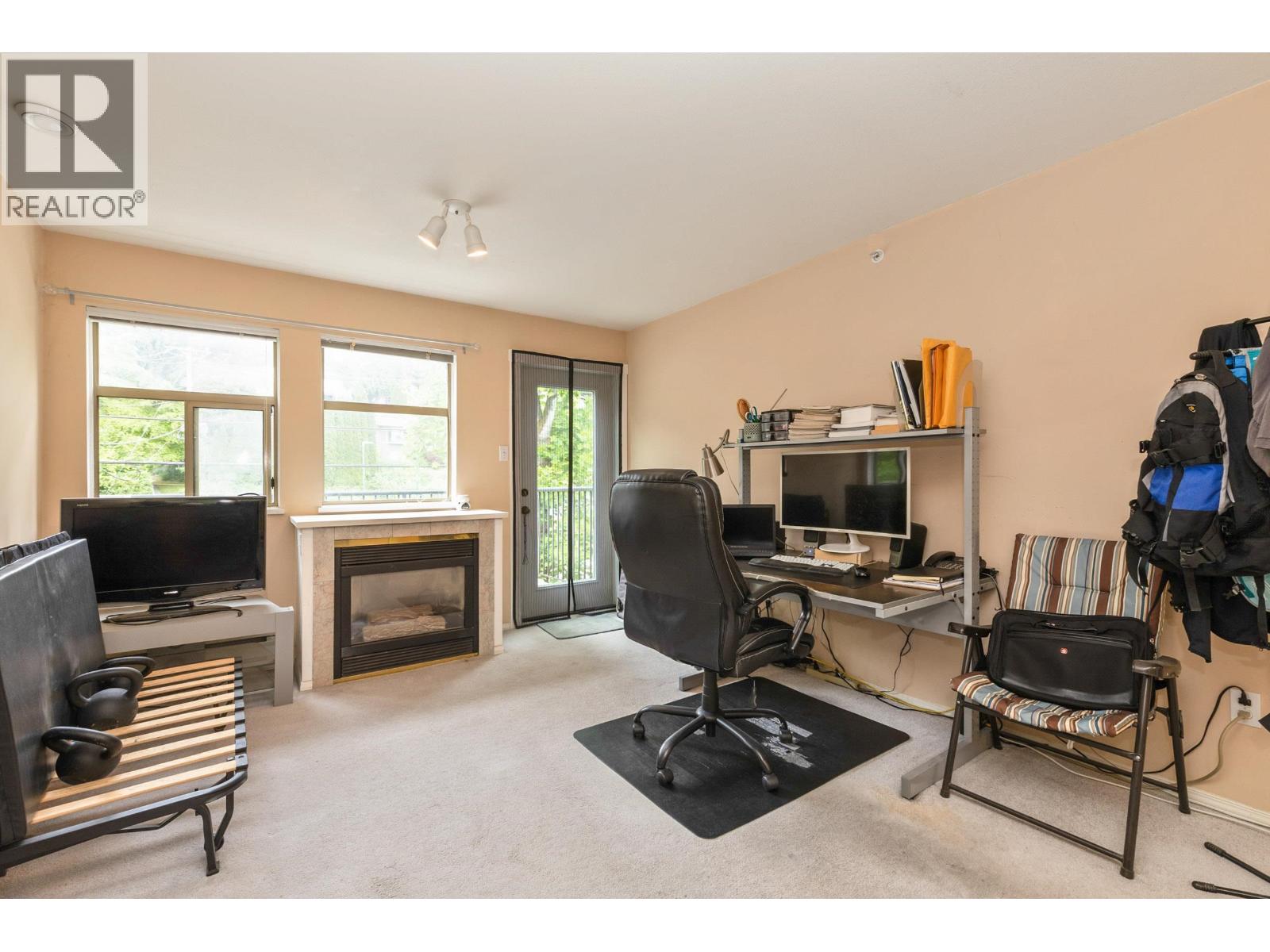 414 1591 Booth Avenue Property Photo 3