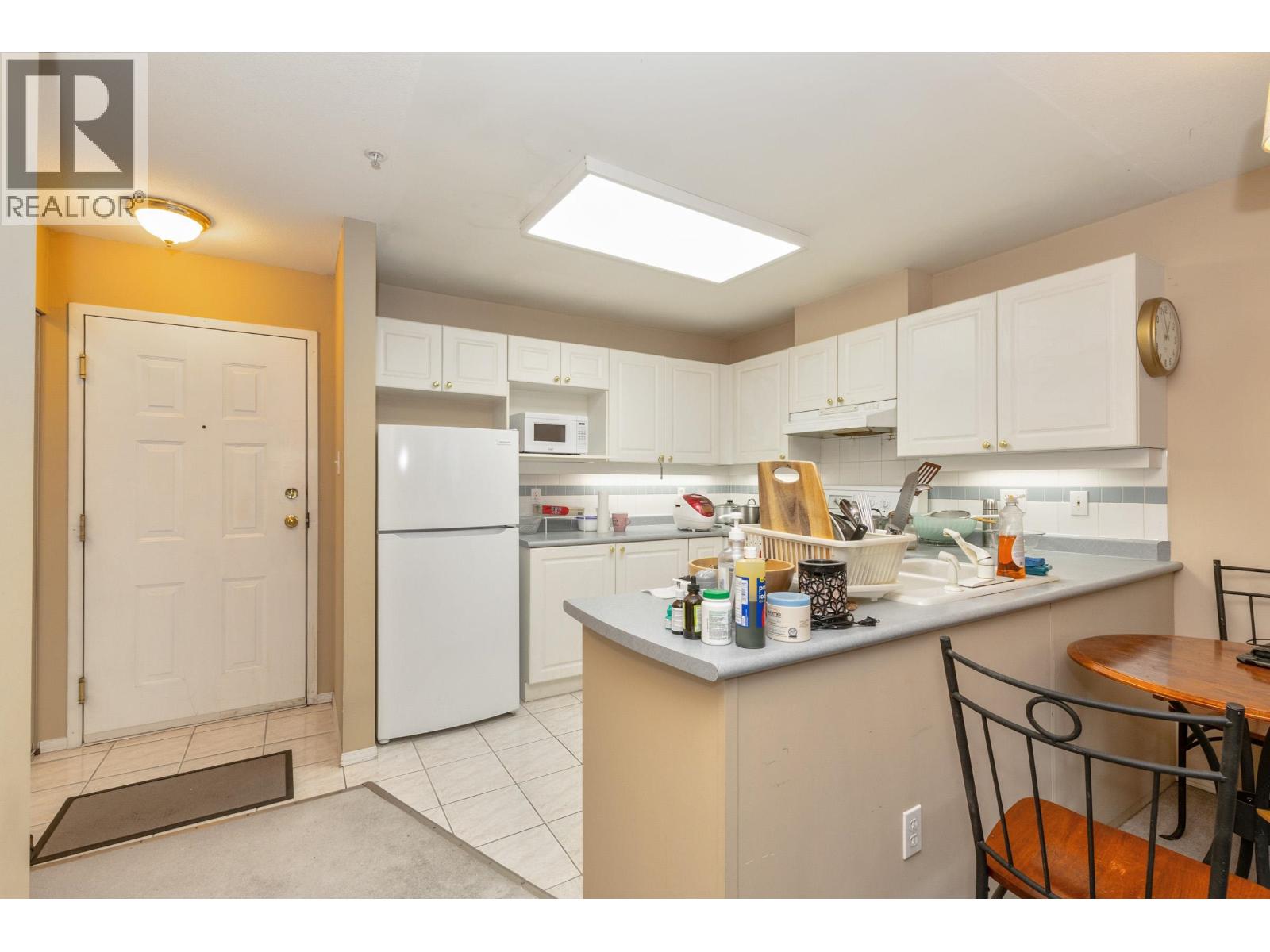 414 1591 Booth Avenue Property Photo 10