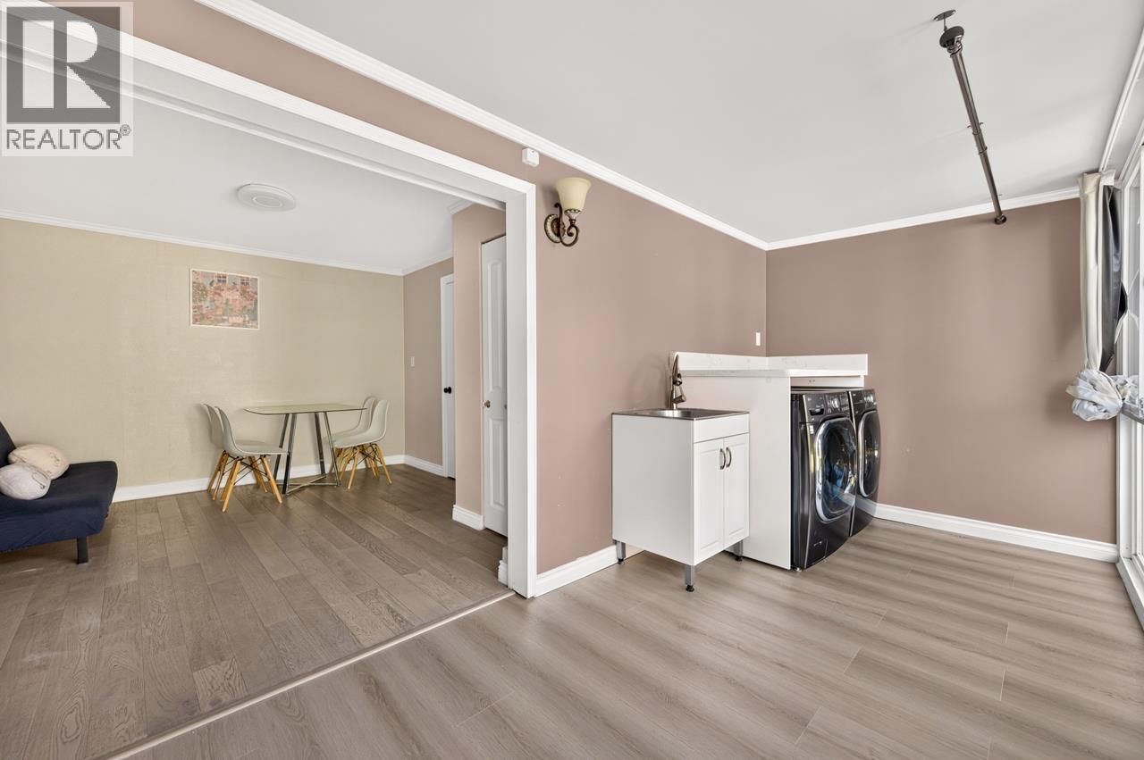 10291 Hollywell Drive Property Photo 23
