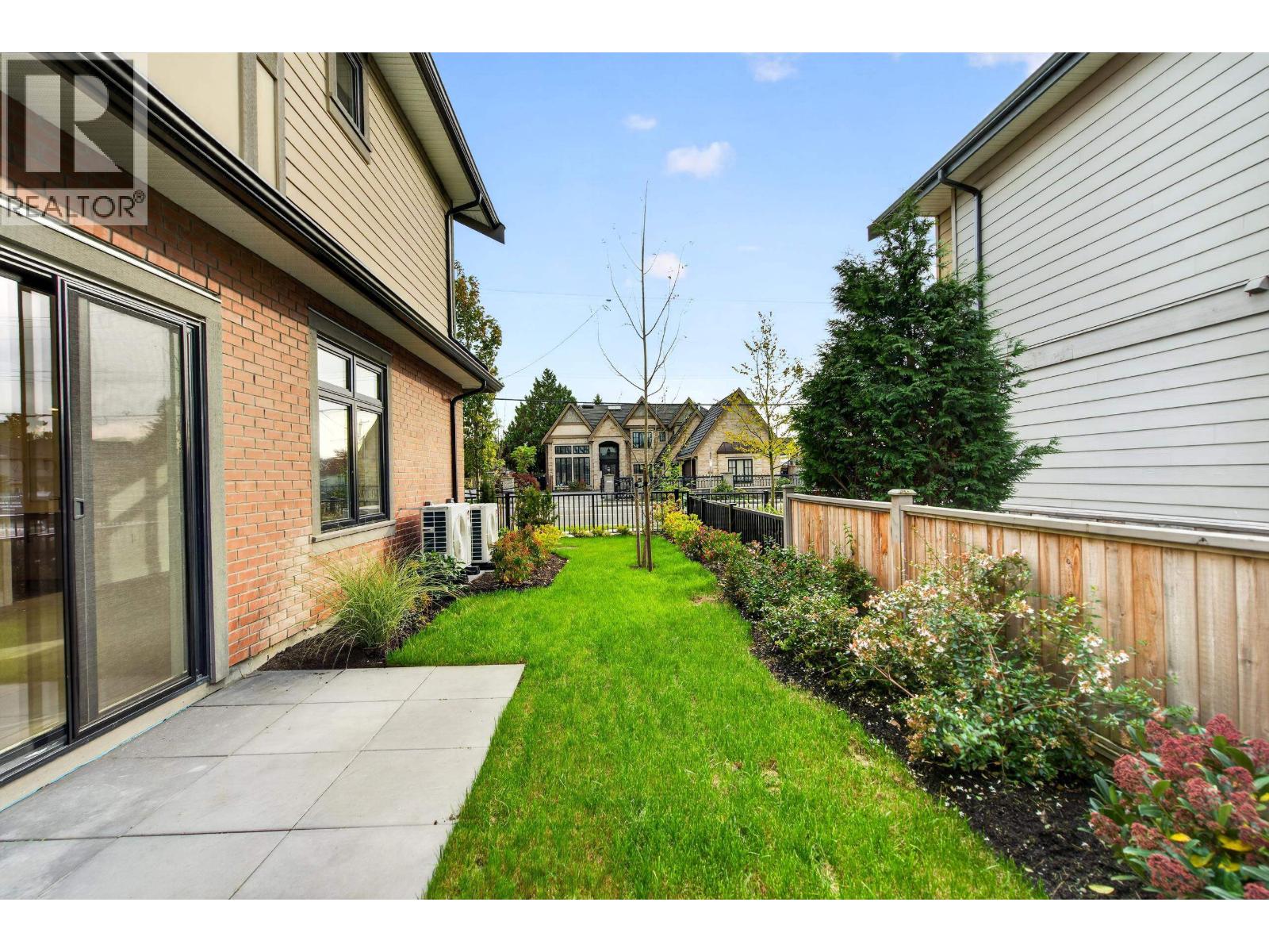 9 8299 Williams Road Property Photo 33